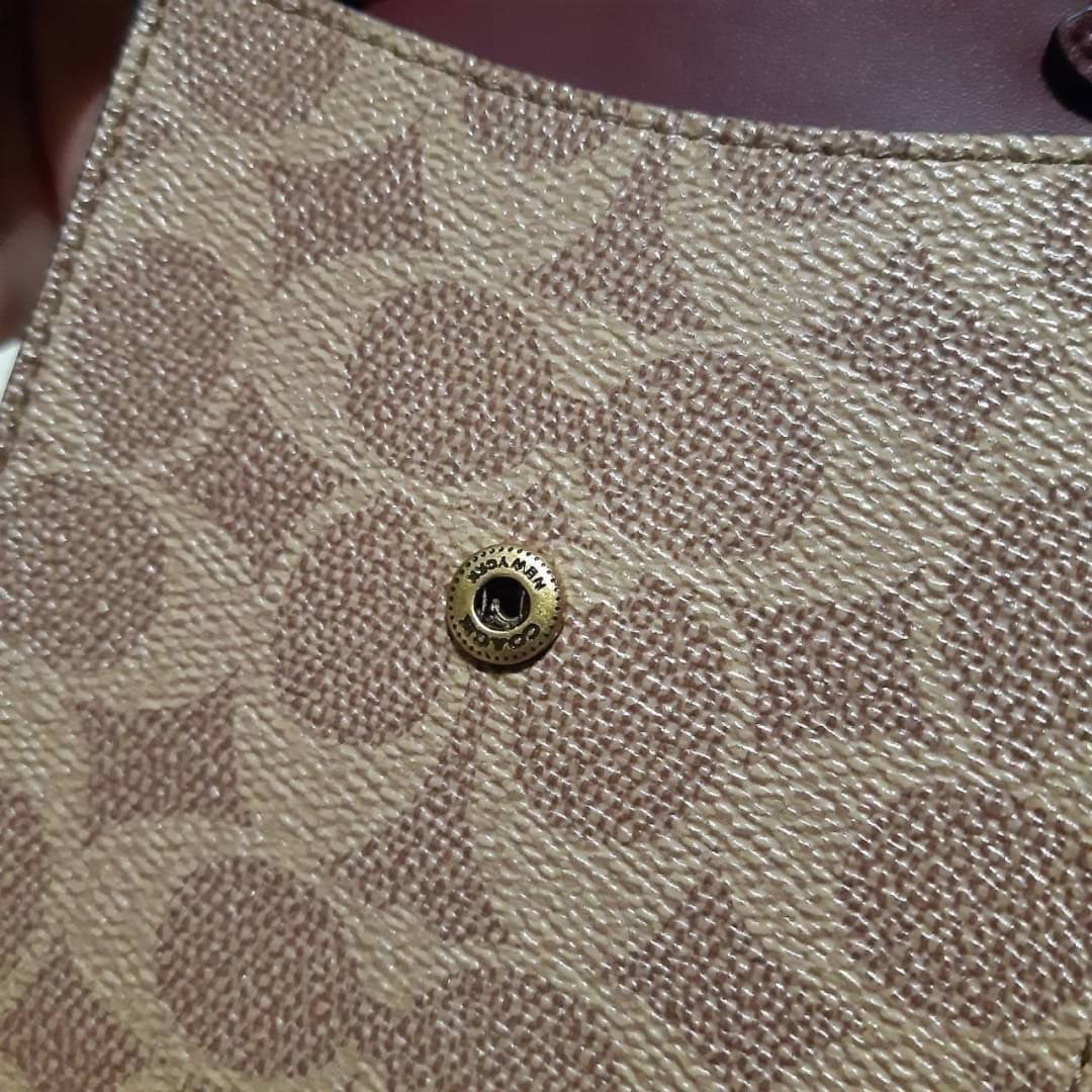 COACH F76357 SNAP PHONE CROSSBODY IN SIGNATURE CANVAS BEST ITEM!! ðâĄïļāļāļĢāļ°āđāļāđāļēāļŠāļ°āļāļēāļĒāđāļāļāļāļāļĢāļ°āļŠāļāļāđ Case phone āđāļŠāđāđāļāļĢāļĻāļąāļāļāđāļĄāļ·āļāļāļ·āļāđāļāđāļāļļāļāļĢāļļāđāļ āļāļĩāđāļāļāđāļĨāļēāļĒāļāļĩāļāļĨāļēāļŠāļŠāļīāļ āļ§āļąāļŠāļāļļāļŦāļāļąāļāđāļāļāļ§āļēāļŠāļāļļāļāļ āļēāļāļāļĩ āļāļēāđāļĨāļ°āļ āļēāļĒāđāļāđāļāđāļāļŦāļāļąāļāļŠāļąāļāđāļāļĢāļēāļ°āļŦāđāđāļĢāļĩāļĒāļ āđāļāļīāļ-āļāļīāļāļāđāļ§āļĒāļāļĢāļ°āļāļļāļĄ āļŠāļēāļĒāļŠāļ°āļāļēāļĒāļĒāļēāļ§āļ