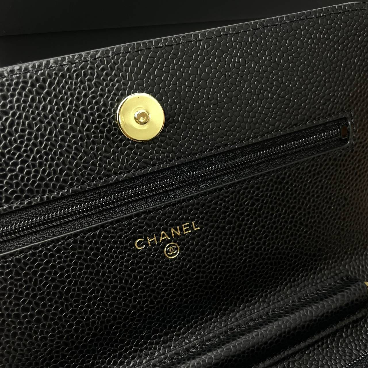 Chanel Wallet On Chain รุ่น Micro chip *หนังคาเวียร์* เกรดท็อปออริจินอล 1:1 สลับแท้ เกรดขายดีสุด งานสวยเป๊ะปัง ทรงสวยตรงปก ไม่ผิดหวัง ใช้งานต่างประเทศได้ ภาพถ่ายจากงานขายจริง