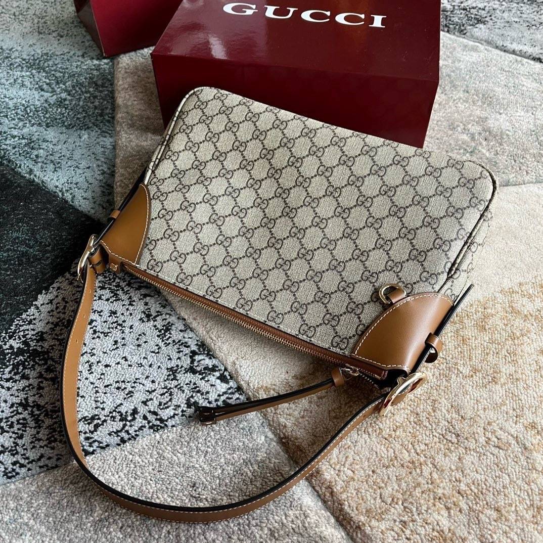 สลับแท้ GUCCI GG Emblem medium shoulder bag กระเป๋าสะพายทรงใหม่สวยคลาสสิค เกรดหนังแท้ แคนวาสแท้ พิมพ์ลายคมชัด 🤍 เกรดออริจินอล สลับแท้
