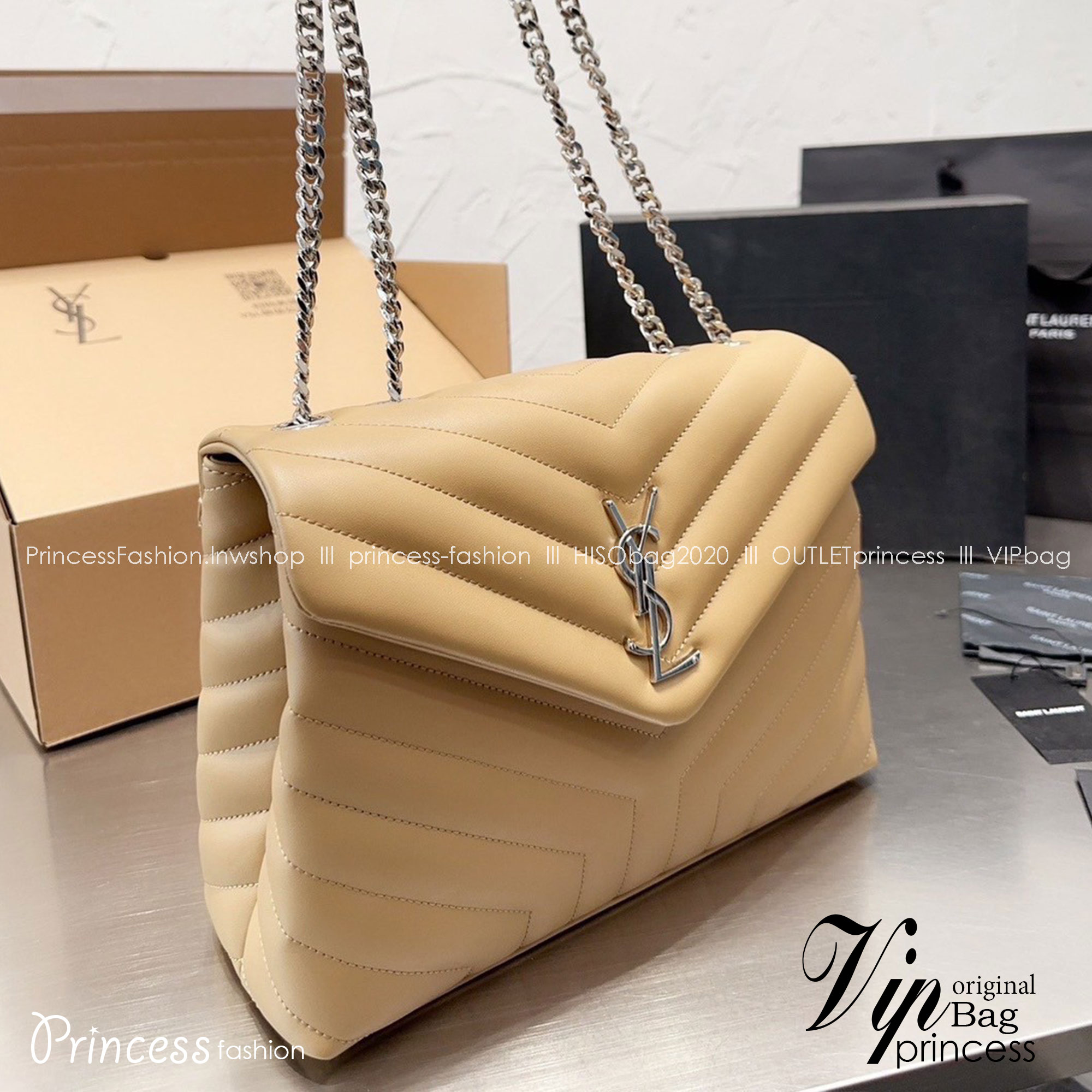 YSL Loulou medium quilted leather shoulder bag / YSL Loulou chain Bag 12" พร้อมส่ง 3 สี กระเป๋าสะพายรุ่นขายดี ทรงสวยคลาสสิค ใช้ได้บ่อยไม่มีเบื่อ ดีไซน์เรียบหรู ดูแพง