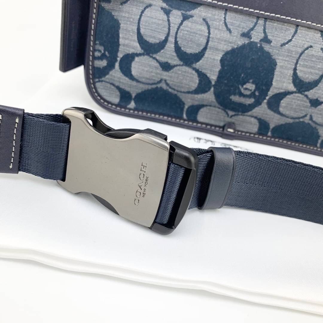 OUTLET 】COACH Bape X Coach Turnlock Tab Belt Bag In Signature Chambray พร้อมส่งที่ไทย