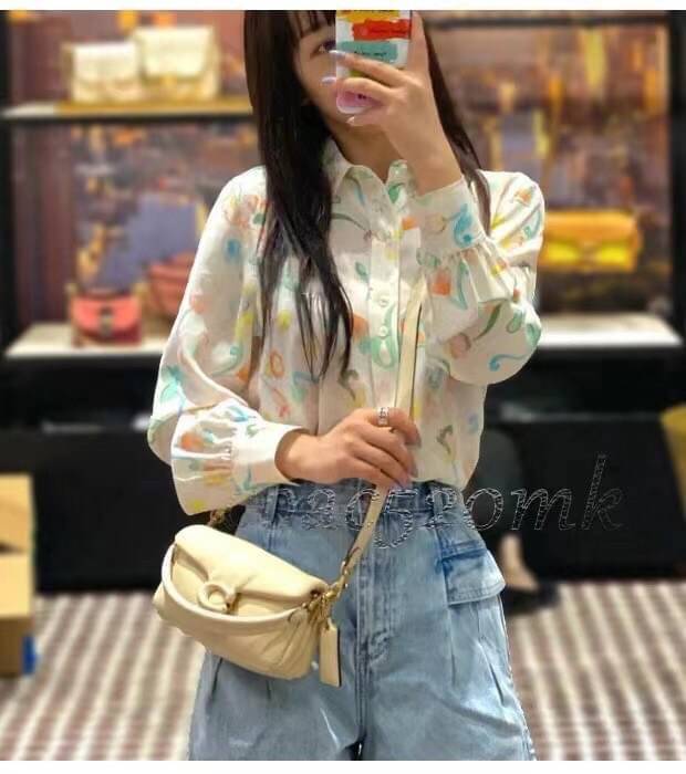 สีที่ขายดีที่สุด เหลือจากจองไม่กี่ใบนะคะ😁 COACH PILLOW TABBY SHOULDER BAG 18 ((C3880)) พร้อมส่งที่ไทย คุณภาพเกินราคา! กระเป๋าหิ้ว//สะพายแบบครอสบอดี้ร์ 🔺หนัง nappa หนานิ่ม นุ่มมากๆ รุ่นใหม่ล่าสุดค่ะ!