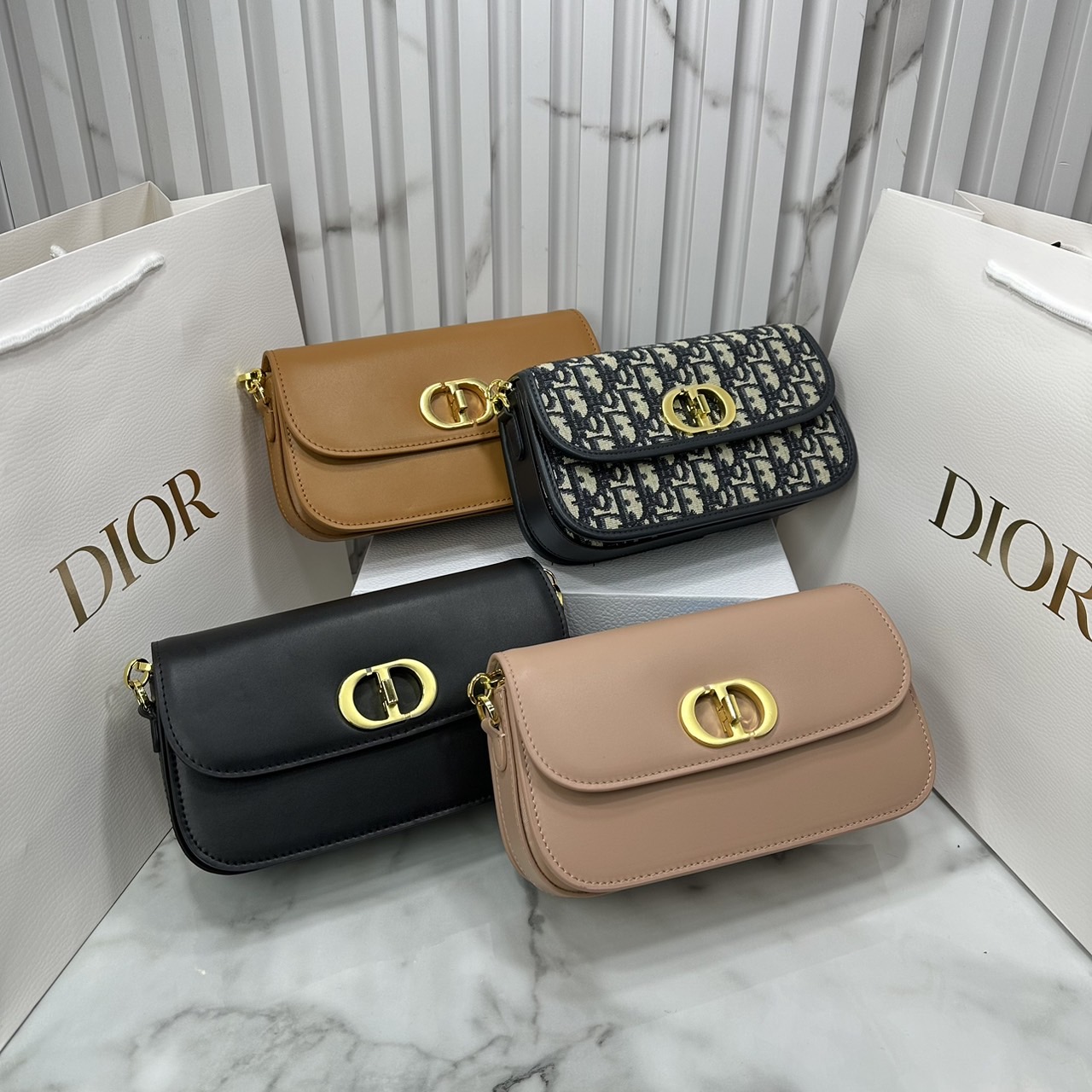 DIOR 30 Montaigne Avenue Bag Box Leather Bag กระเป๋าสะพายรูปดีไซน์สุดคลาสสิกและสง่างาม หรูหราตามเอกลักษณ์แบรนด์ เกรดท็อปไฮเอน 1:1 ใช้งานต่างประเทศได้