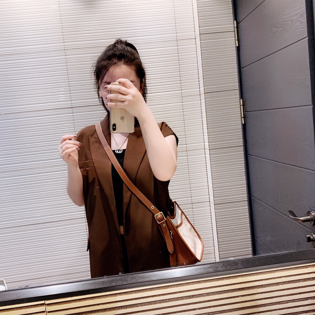 Coach Emery Crossbody 21 With Horse And Carriage Print 89142 พร้อมส่งที่ไทย