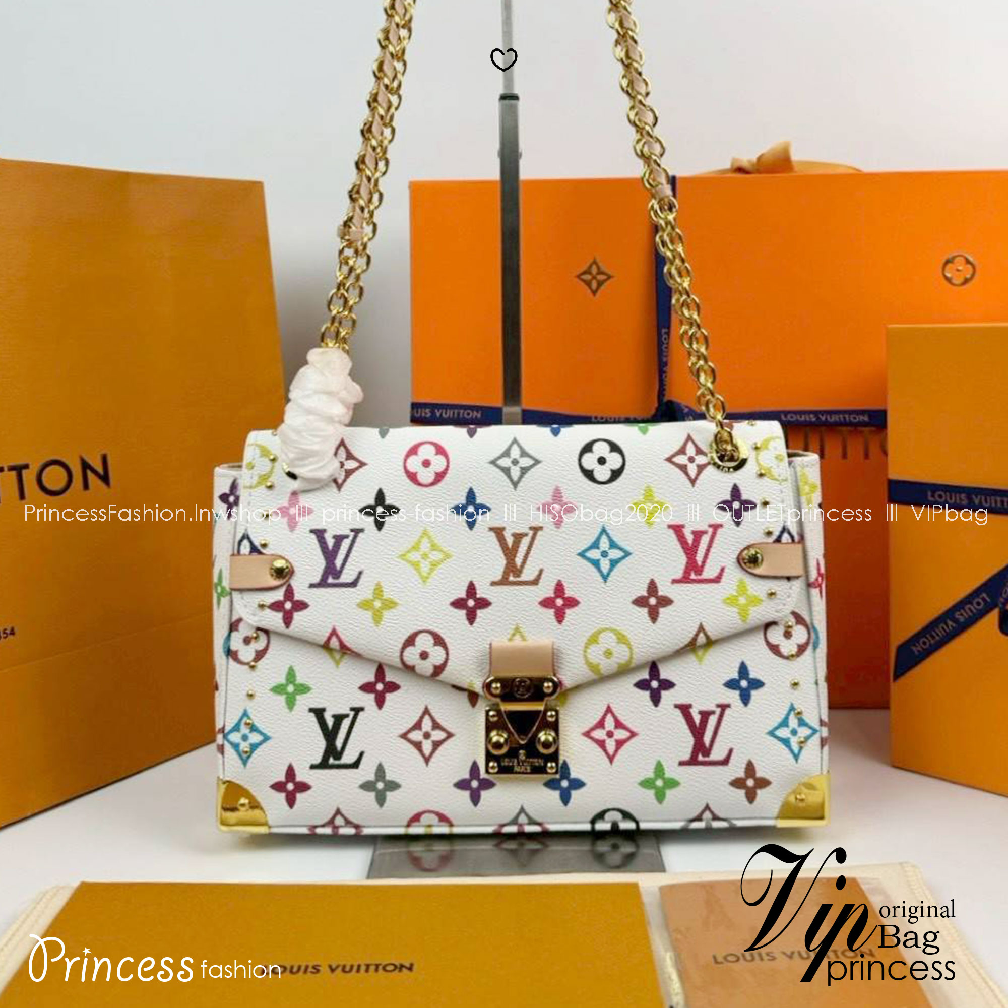 ORI หนังแท้ | LV Trunkie bag กระเป๋าสะพายรุ่นใหม่ ดีไซน์ร่วมสมัยโดดเด่นด้วยมุมโลหะ เฉลิมฉลองเอกลักษณ์ที่สืบทอดมาอย่างยาวนาน ผสานฟังก์ชันการใช้งานเข้ากับความหรูหรา Monogram แคนวาสตกแต่งหมุดสีทอง สะท้อนถึงกระเป๋าเดินทางสไตล์วินเทจ