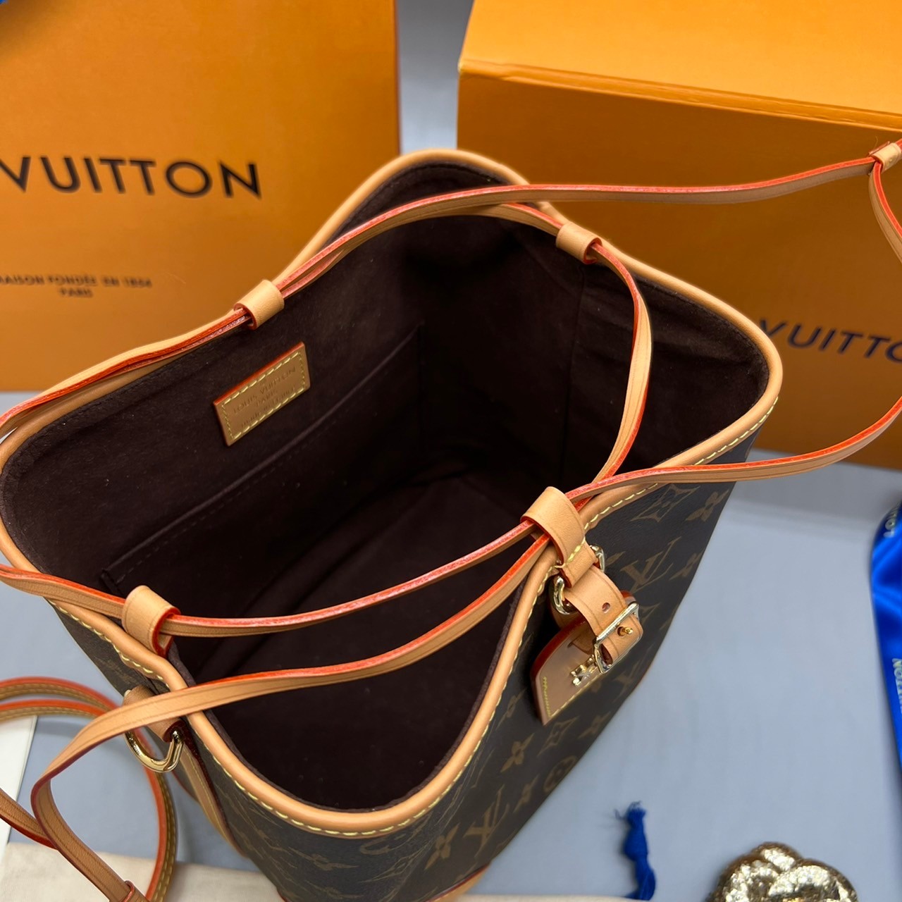 ORI Louis Vuitton Noe Purse Monogram Bucket Brown 18cm เกรดออริจินอล พร้อมส่งที่ไทย ภาพสินค้าถ่ายจากงานขายจริง ใช้งานต่างประเทศได้