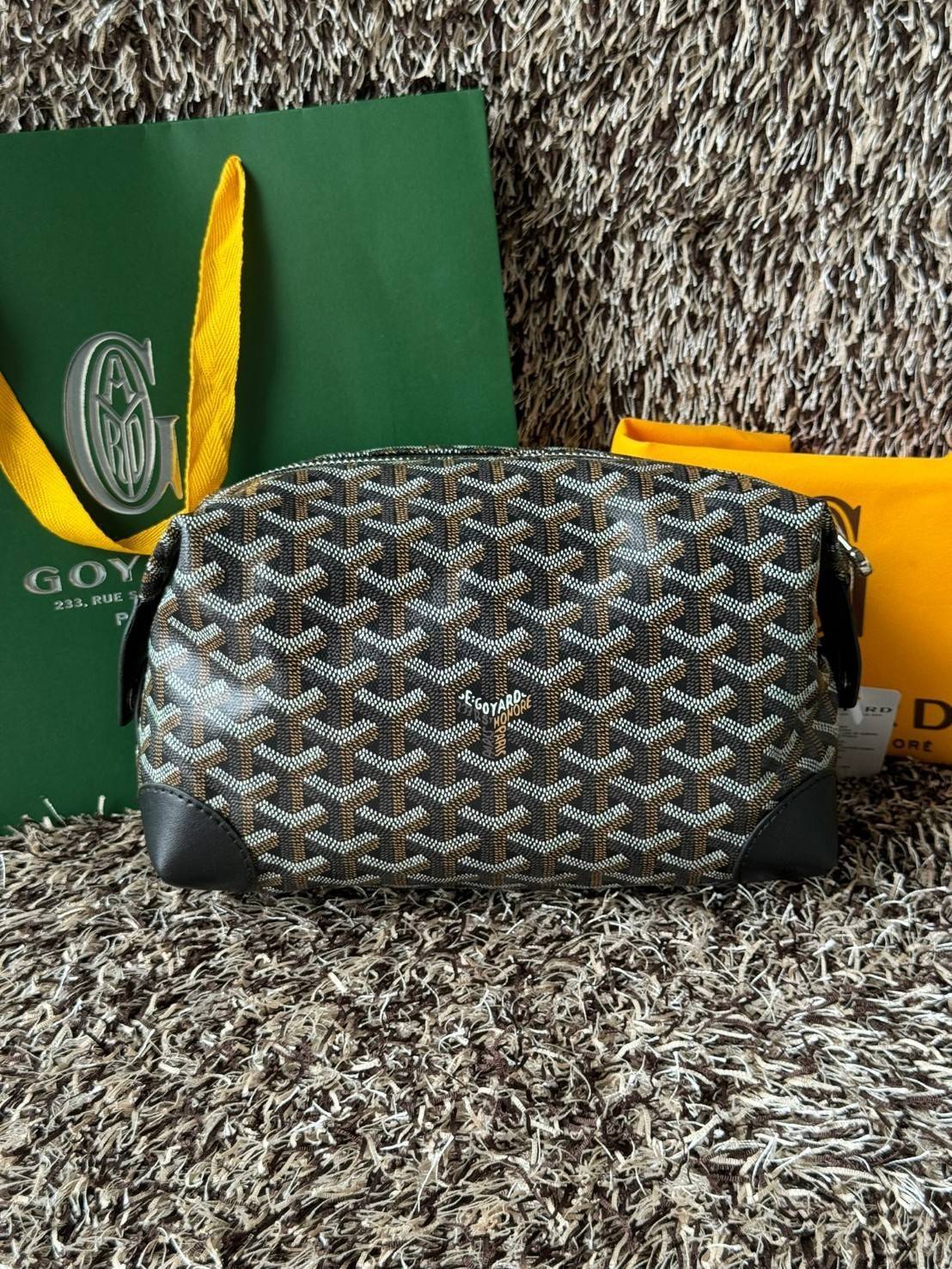 Goyard Bowling 25 Toiletry Bag กระเป๋าทรงพอชใช้งานง่ายกะทัดรัด รุ่นขายดี ใช้ได้ทั้งชายหญิง