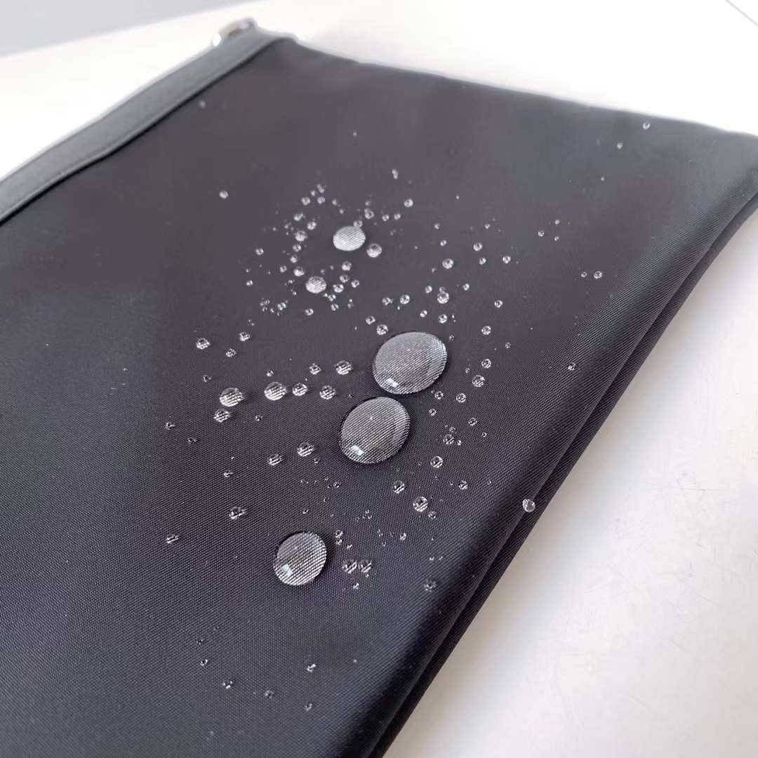 ซื้อ1ได้ถึง3 เซทสุดคุ้ม! SET PRADA TOTE BAG / PRADA SHOPPING BAG กระเป๋าเดินทางขนาดใหญ่ วัสดุ Nylon กันน้ำ อะไหล่เงิน ถือหรือสะพายไหล่ได้ น้ำหนักเบาจุของได้เยอะ เดินทางต่างจังหวัดได้สบายๆ