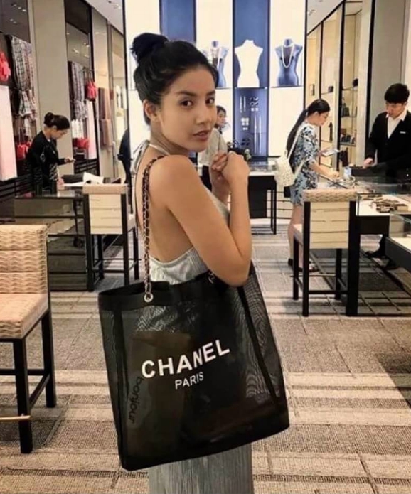 Vip Gift Premium Gift พรีเมี่ยมกิ๊ฟ แท้💯 ::: กระเป๋า Chanel Rose Gold Chain Shopping Bag + Ribbon