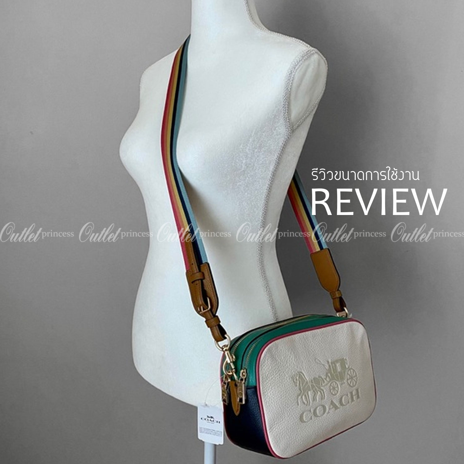 Coach Leather Jes Crossbody in Colorblock ((72704)) กระเป๋าสะพายข้าง//ครอสบอดี้ร์ วัสดุหนังแท้ หนังนิ่มสวยงาม มากๆค่ะ ด้านหน้ามีโลโก้แบรนด์เด่นชัดสะดุดตา ช่องหลักแบ่งเป็น2ซิป แต่ละช่องกว้าง ใส่กระเป๋าเงินใบยาวได้ ของอื่นๆได้จุค่ะ มีช่องเล็กให้ใส่ของจุกจิก