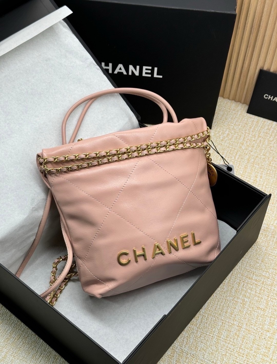 พร้อมส่ง 11 สี ORI หนังแท้ | CHANEL 22 Mini Handbag กระเป๋าสะพายสุดหรู รุ่นยอดนิยม 🤍 เกรดออริจินอล หนังแท้ ภาพถ่ายจากงานขายจริง ใช้งานต่างประเทศได้