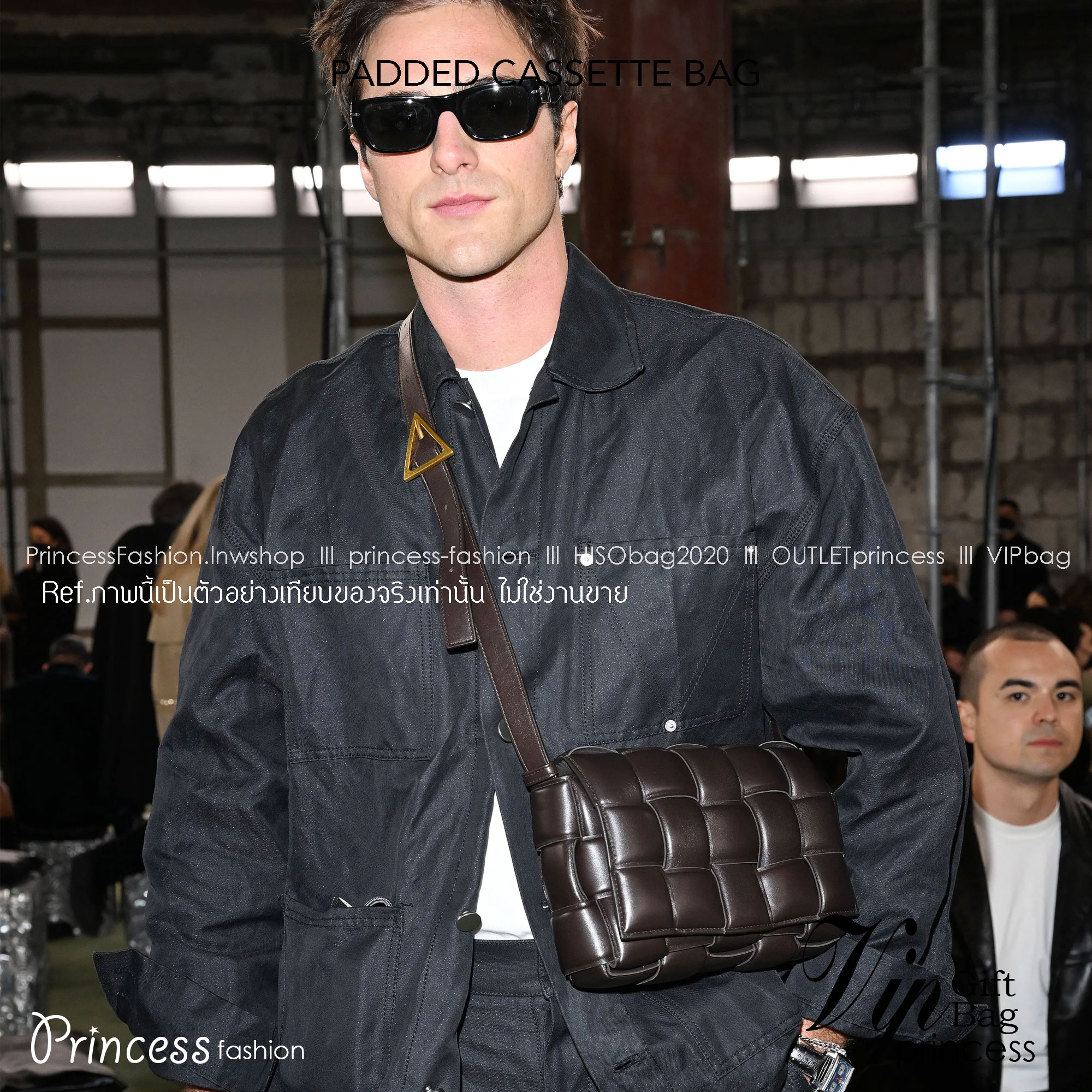 BOTTEGA VENETA PADDED CASSETTE BAG สร้างสรรค์ให้ไอเท็มนี้ดูหรู ดูแพง ใบจริงสวยมาก ใช้ได้ทั้งชายหญิง มาจำนวนจำกัด รีบตำกันน้า ไม่อยากให้พลาดเลยจ้า