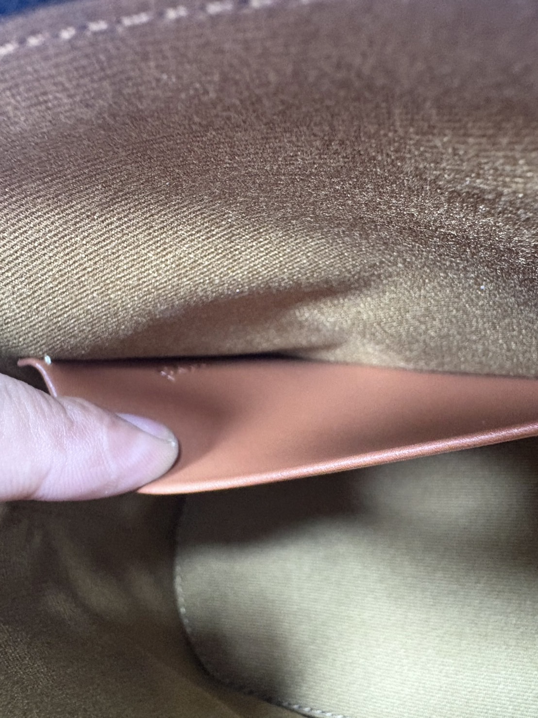 ORI หนังแท้ | CELINE TEEN HONORINE BAG IN Triomphe Canvas and Leather กระเป๋าสะพายทรงอัลม่าโท้ท พร้อมหูจับในตัว สวยเรียบหรู