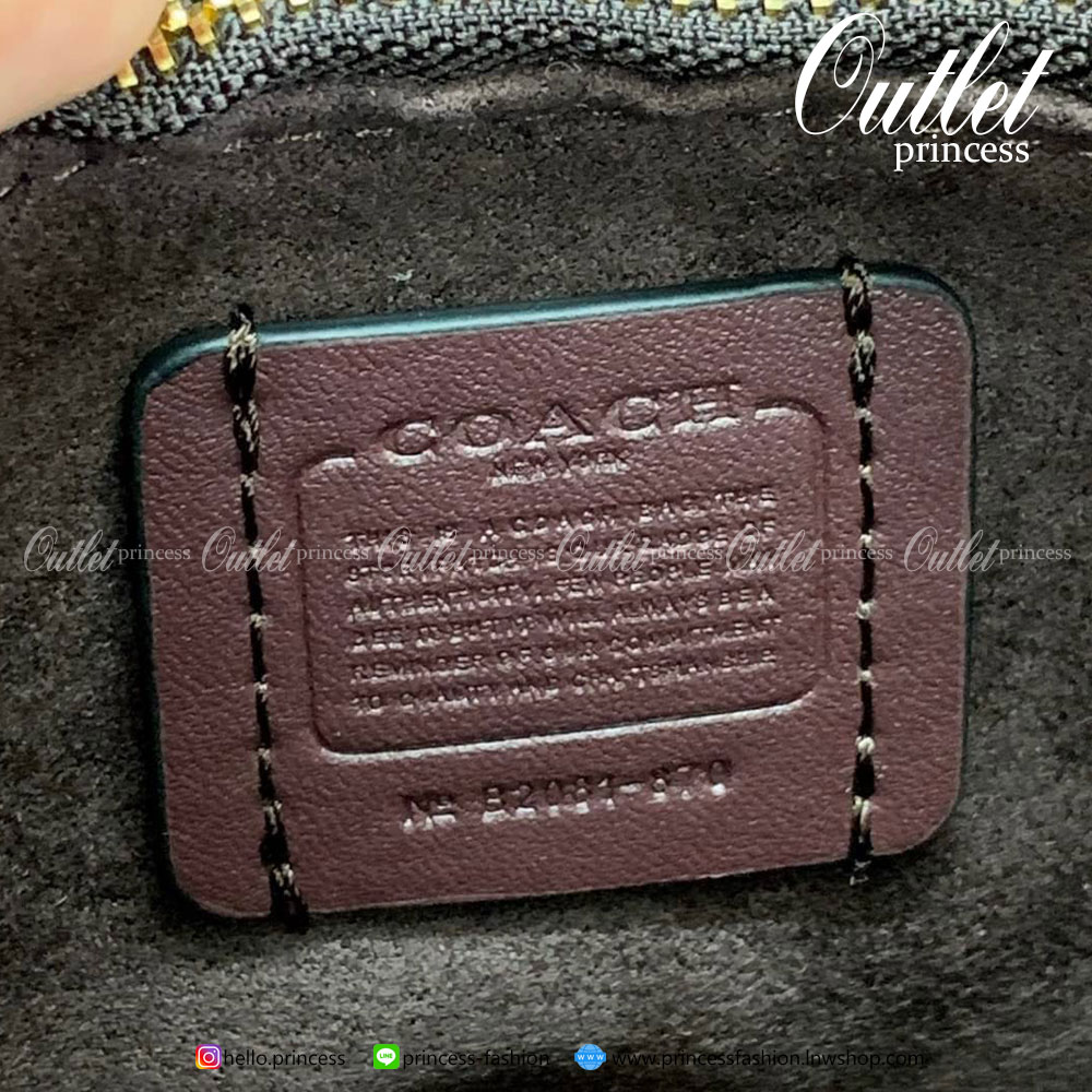 COACH TABBY TOP HANDLE 20 LEATHER BAG 💋กลับมาอีกครั้งตามคำเรียกร้องค่ะ!! กระเป๋าถือ//สะพายข้างได้ วัสดุหนังแท้อย่างดี หนึ่งใบทำหนัง2แบบได้อย่างลงตัว สวยงาม มีอะไหล่ตัวC ใหญ่ด้านหน้าโดดเด่นหรูมากๆค่ะ