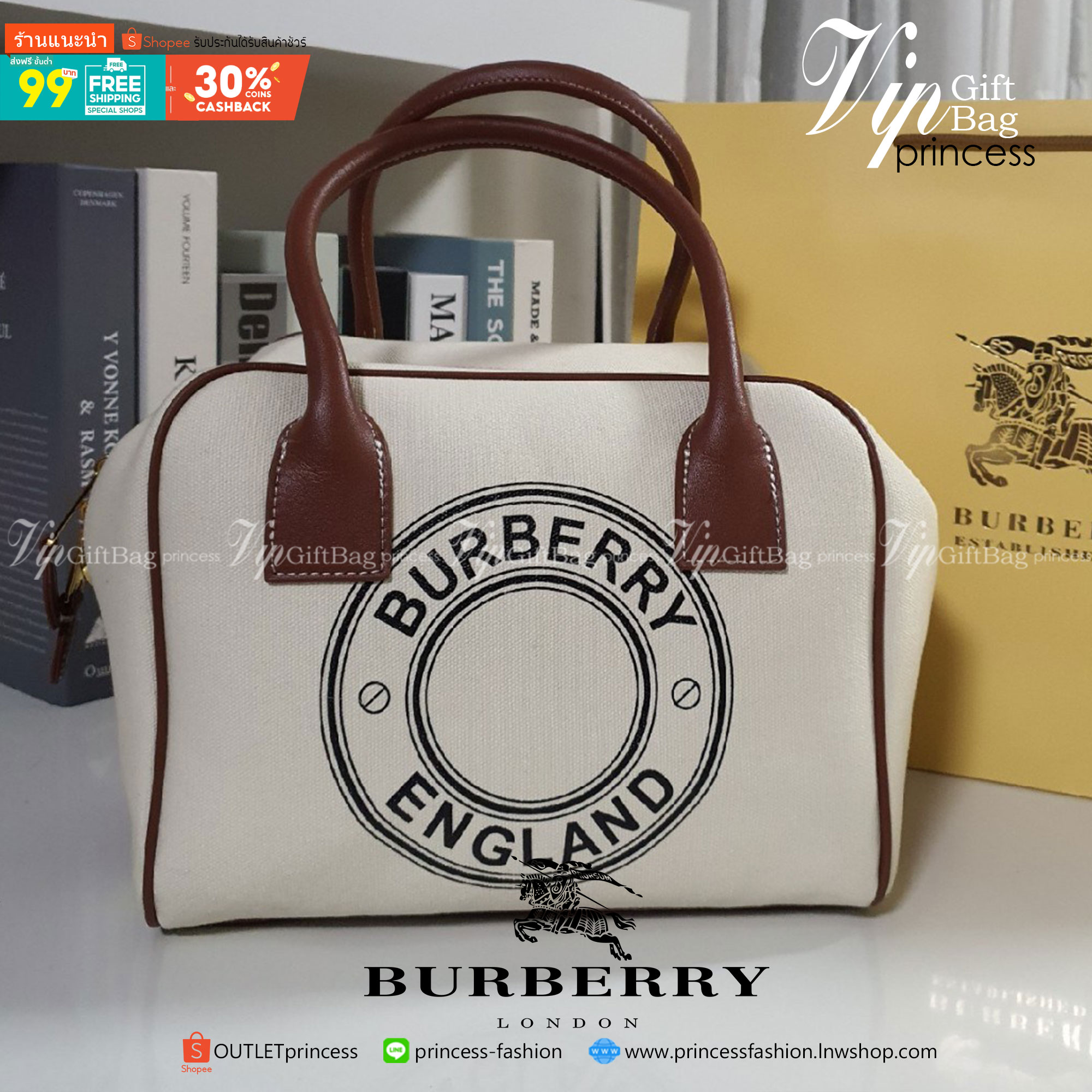 พรีเมี่ยมกิ๊ฟแท้ 100% 】BURBERRY PILLOW PRINT CANVAS BAG VIP GIFT WITH PURCHASE (GWP) กระเป๋าสะพายถือ พรีเมี่ยมกิ๊ฟ Limited Edition จากBURBERRY วัสดุผ้า CANVAS ตัดสลับหนังวัวแท้สีน้ำตาลเข้ม ทรงยอดฮิต ด้านในปิดปิดด้วยซิปอะไหล่ทอง