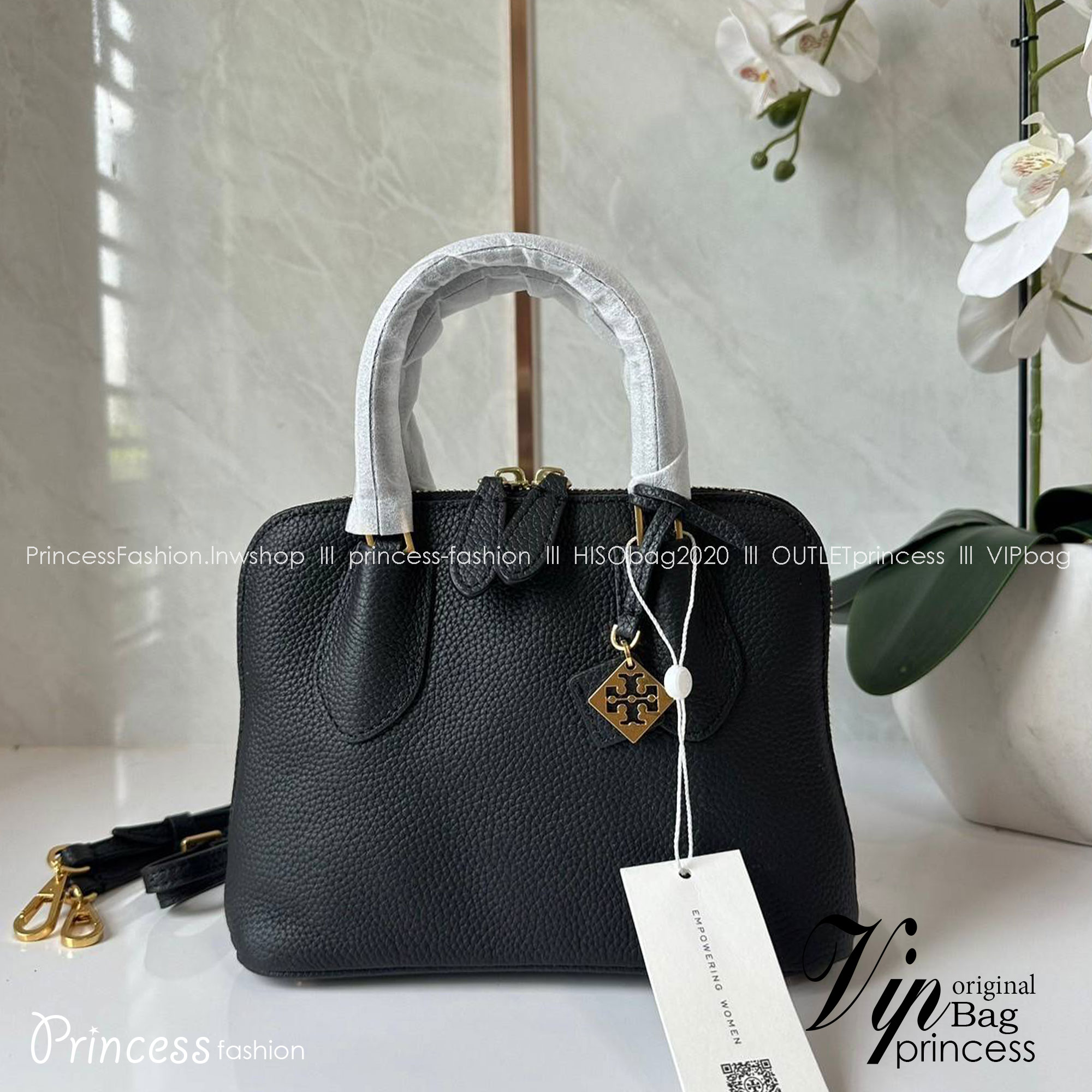 TORY BURCH MINI PEBBLED SWING BAG / Tory Mini Swing Bag in Pebbled Leather / T Monogram Jacquard Swing Bag กระเป๋าสะพาย คอลเลคชั่นใหม่ล่าสุดดีไซน์สุดคลาสสิก รูปทรงโดม