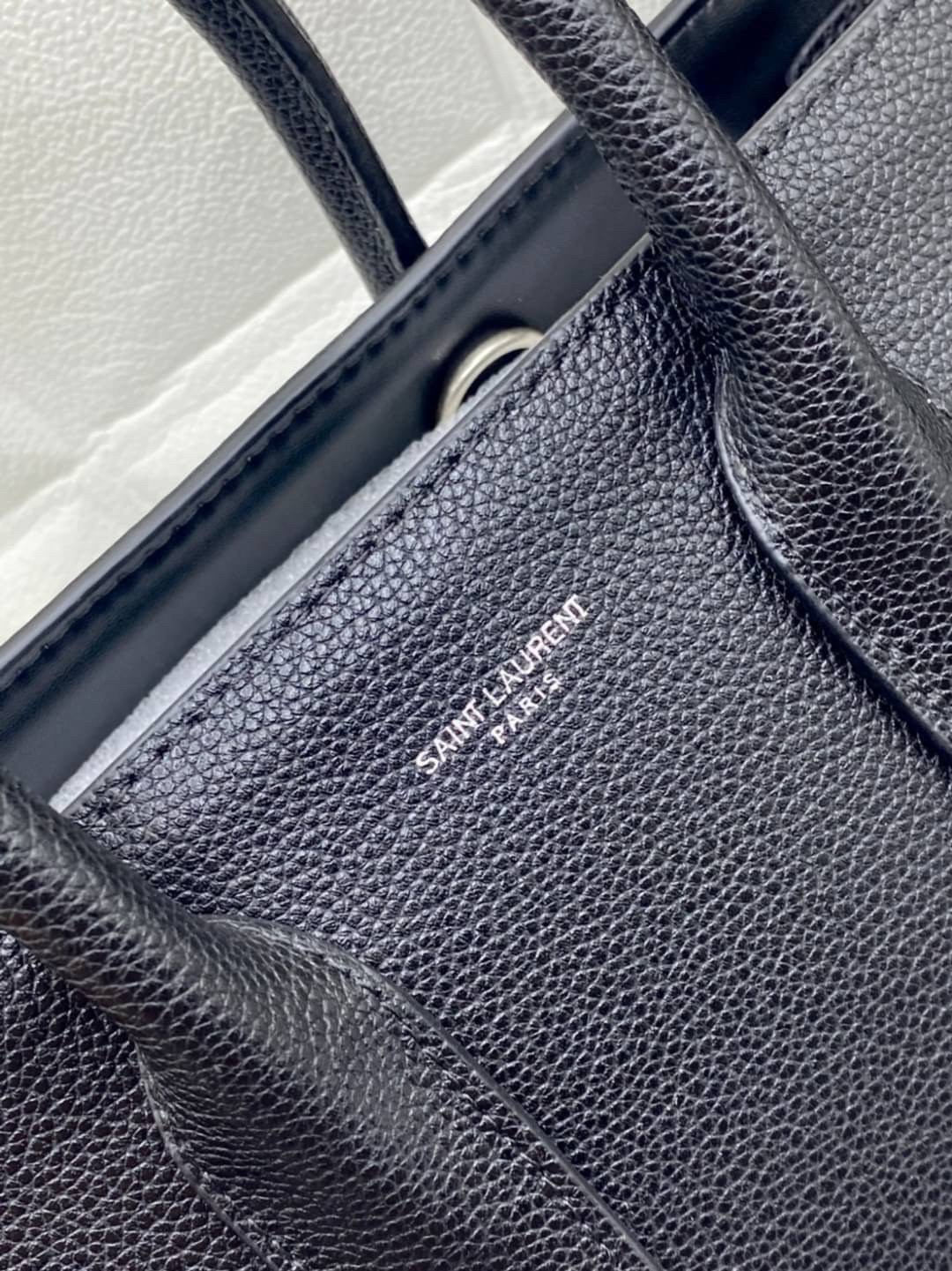 หนังแท้ Yves Saint Laurent Bag CLASSIC SAC DE JOUR BABY IN GRAINED LEATHER