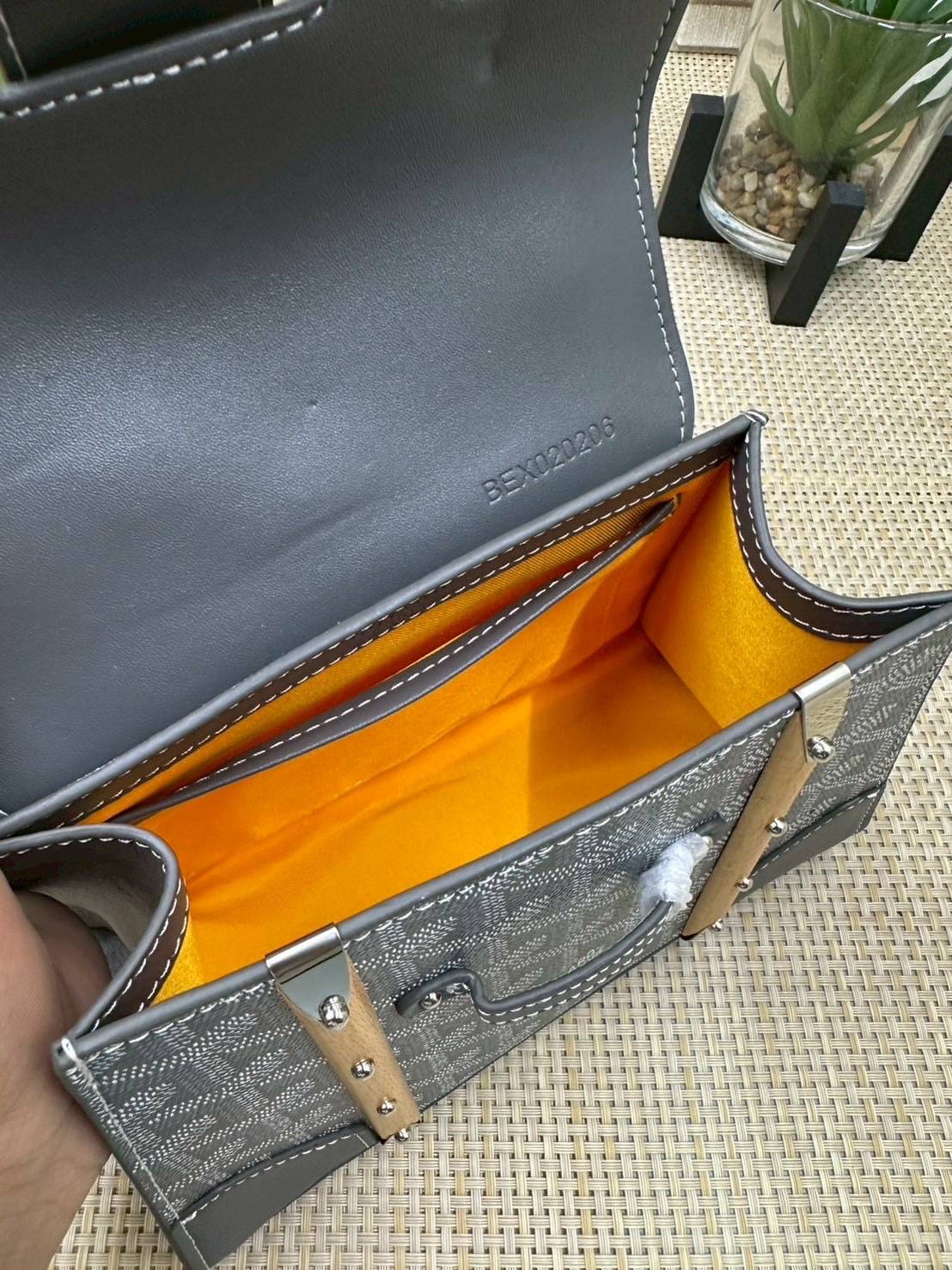 10 สี ORI หนังแท้ | GOYARD Saïgon Souple Mini Bag 20cm กระเป๋าถือ/สะพายดีไซน์หูจับไม้เป็นเอกลักษณ์ที่สวยหรูหราสง่างาม