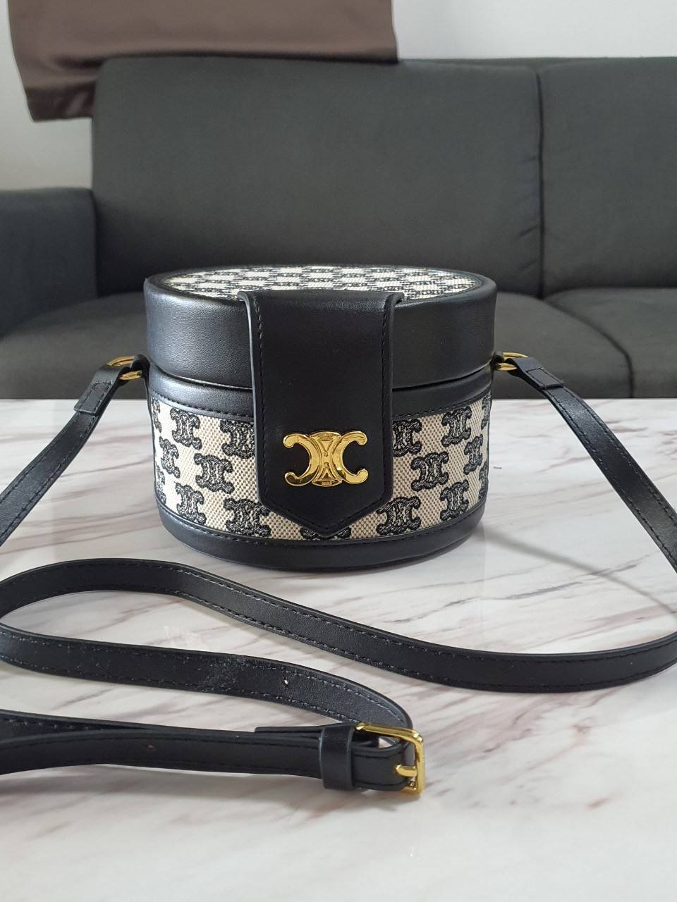 พรีเมี่ยมกิ๊ฟแท้ 100% 】CELINE CROSSBODY BAG VIP GIFT WITH PURCHASE (GWP) พรีเมี่ยมกิ๊ฟ Limited Edition จาก CELINE PERFUME DUTY FREE COUNTER