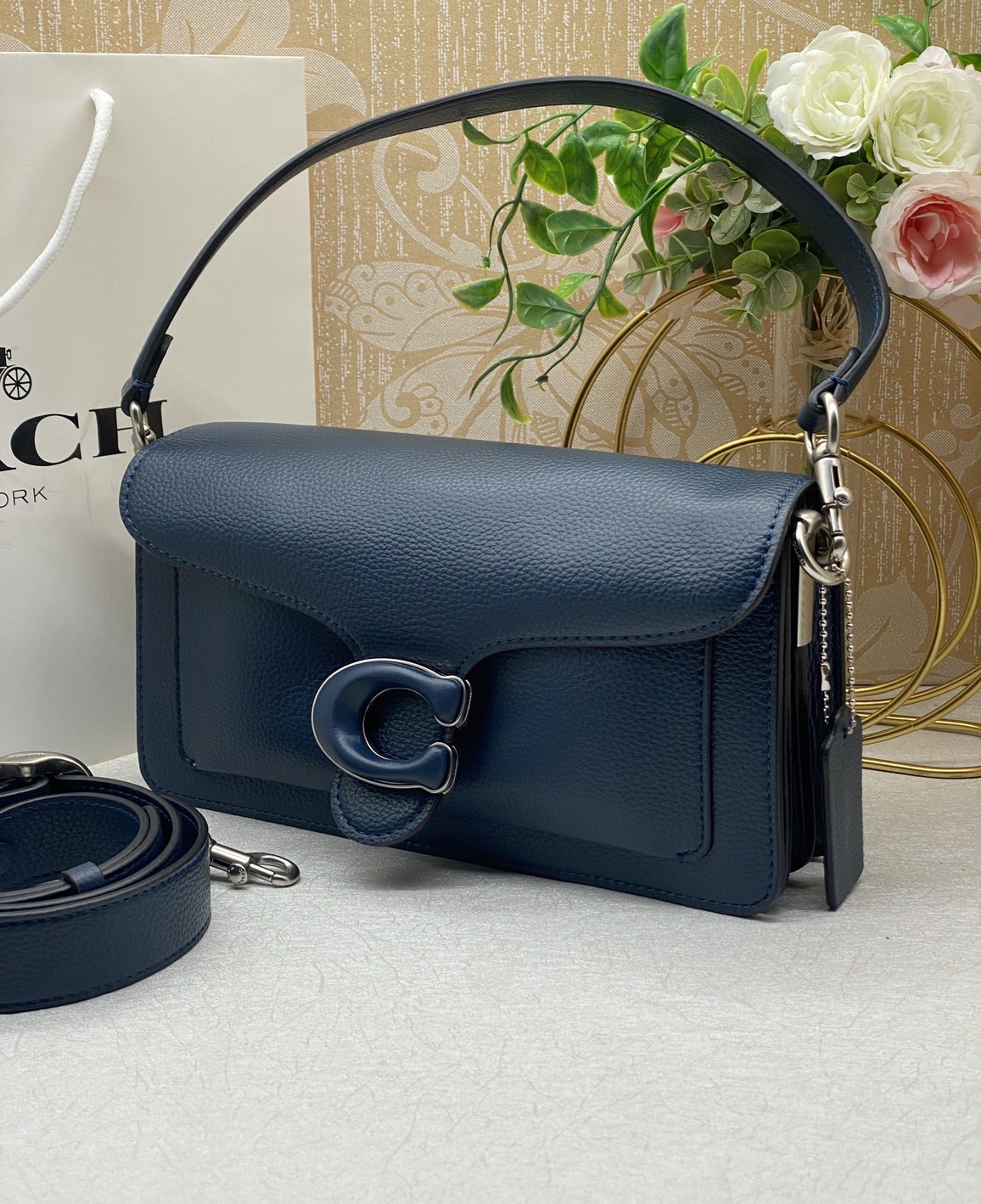 COACH TABBY CROSSBODY WRISTLET 26cm สีใหม่ล่าสุด ต้อนรับสงกรานต์นี้ รุ่นนี้ต้องเข้าแล้ว พกพาได้ตลอดวันเลย ห้ามพลาดค่ะ! พร้อมส่งที่ไทย