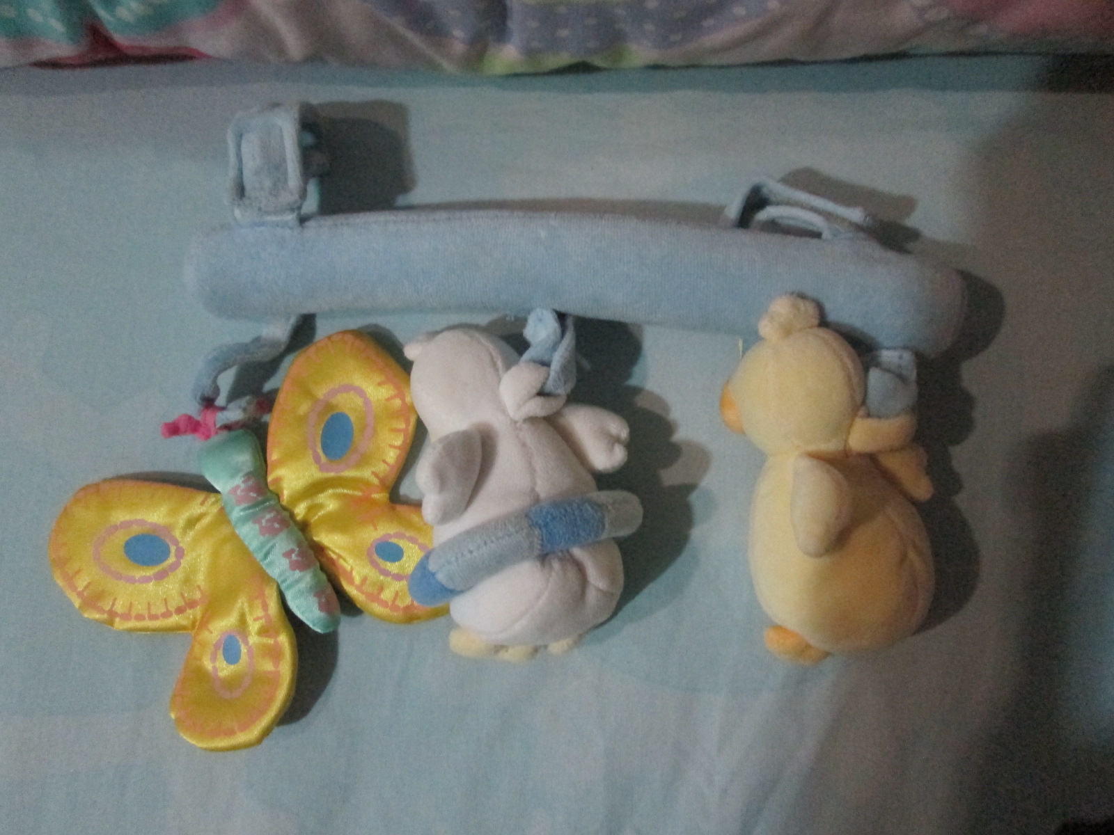 Hang Around the Ducklings and Butterfly ของเล่นเสริมพัฒนาการสำหรับเด็กมือสอง