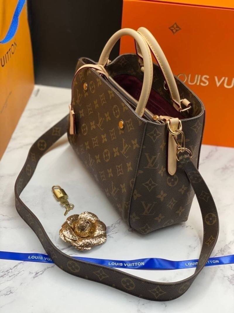 VIP 】หนังแท้ LOUIS VUITTON Montaigne BB M41055