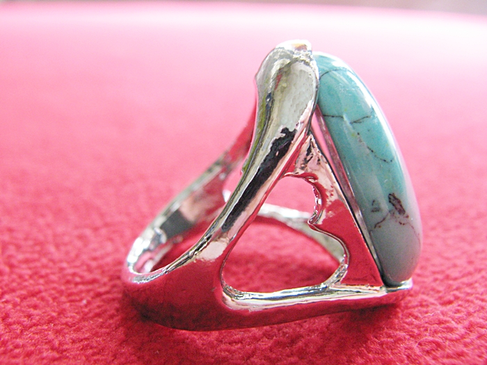 สินค้าหมดค่ะ แหวนหินเทอร์ควอยส์สีเขียว โรเดียมสีเงิน(มีโชค)แบบ5ค่ะ