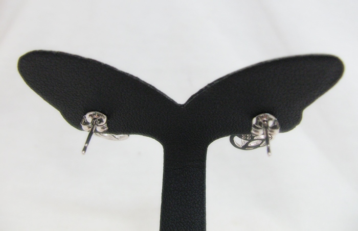 ต่างหูหงส์สีเงินประดับเพชรCZค่ะ