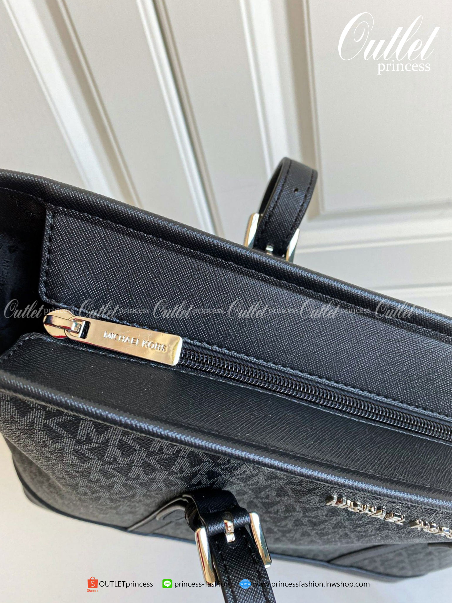 ของแท้ 100% MICHEAL KORS TOTE BAG ของแท้ กระเป๋าสะพายทรง SHOPPING BAG