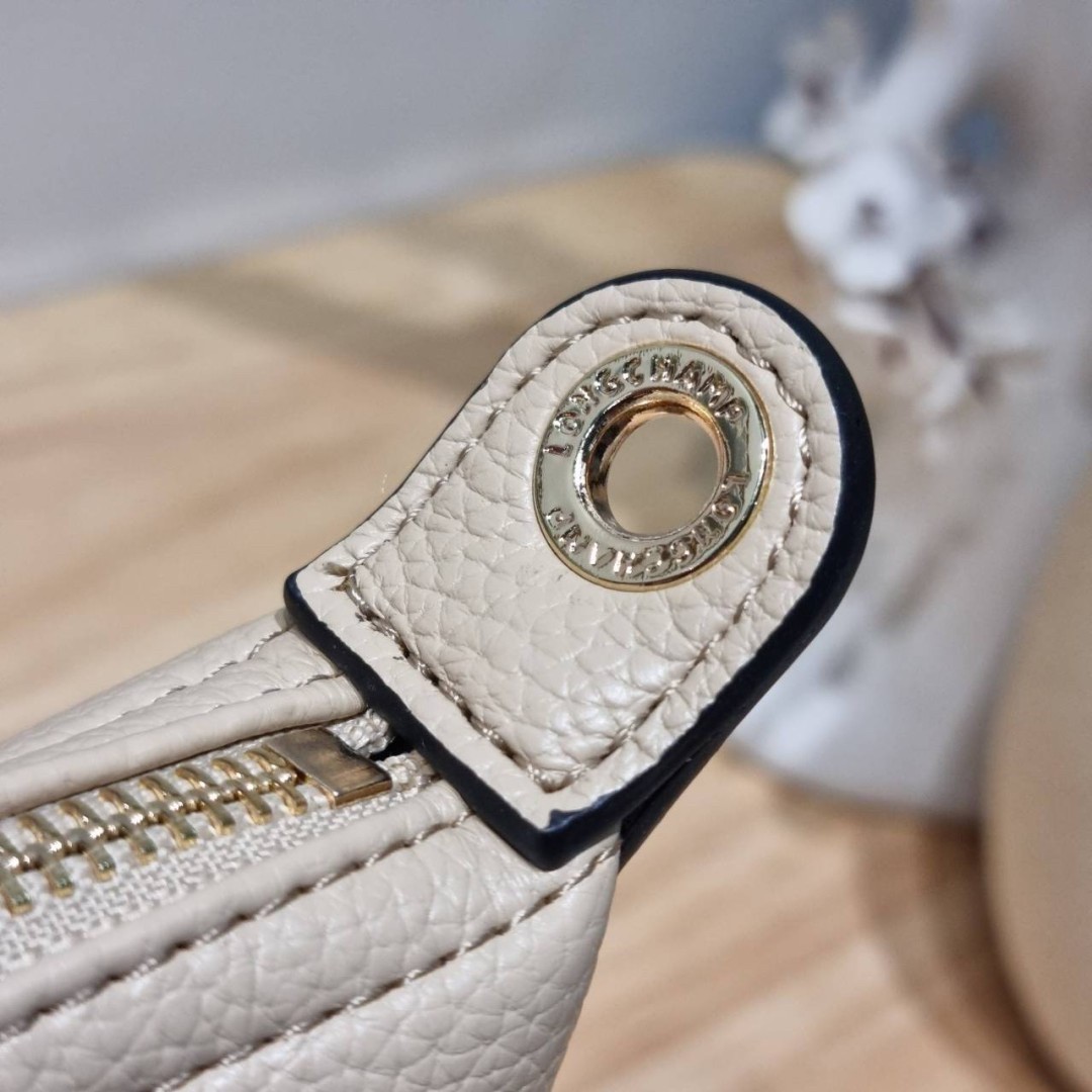 Longchamp le pliage xtra XS leather top handle bag กระเป๋าถือ/สะพายรุ่นยอดฮิต ที่มาในดีไซน์ทูโทน โดดเด่นมีกิมมิค น่ารักน่าใช้สุดๆ