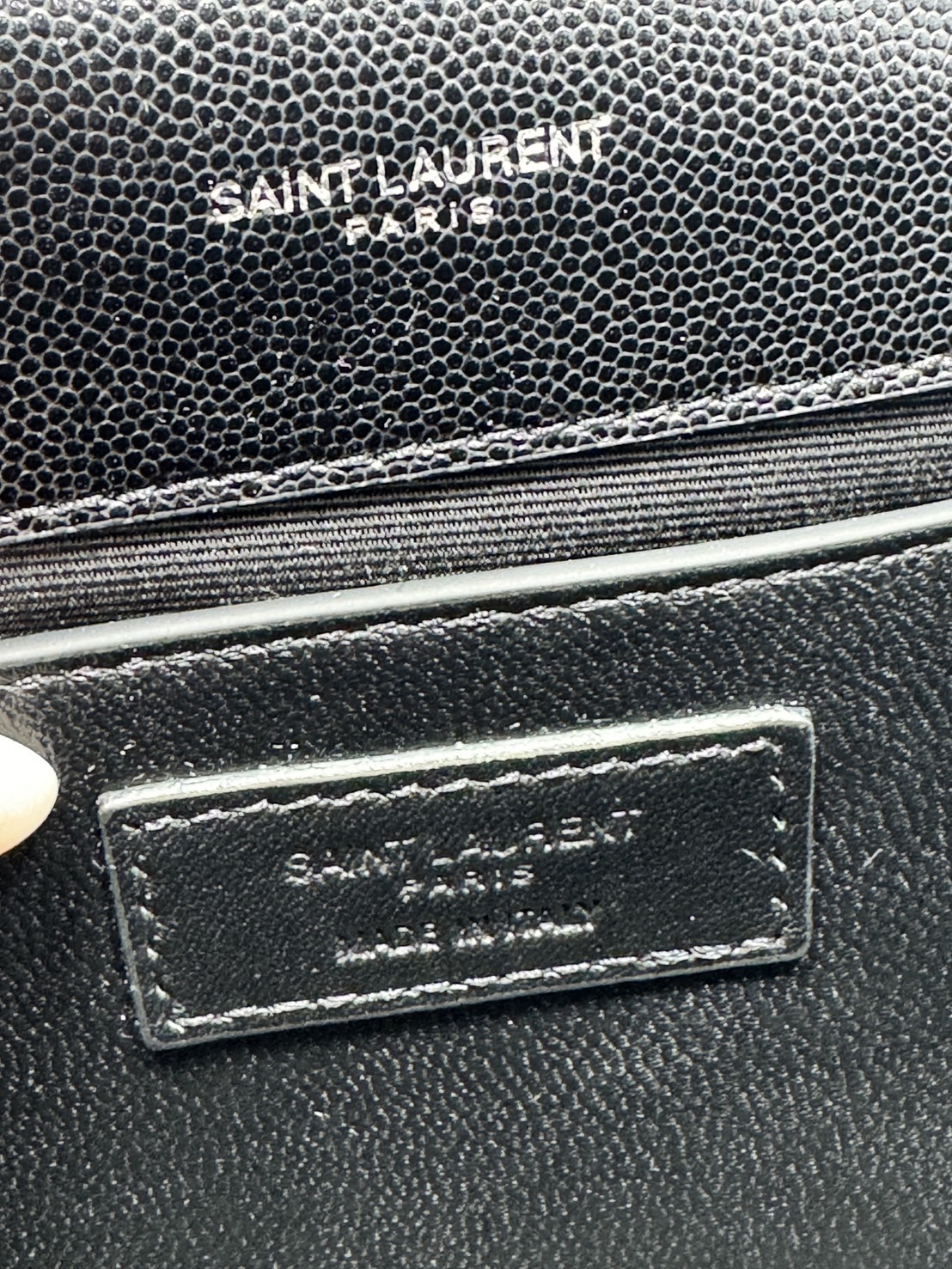 ORI หนังแท้ | YSL KATE MEDIUM BAG / YSL Woc Bag กระเป๋าสะพายทรง woc เรียบหรูดูแพงที่แท้จริง งานหนังเต็มใบโดดเด่นด้วยโลโก้แบรนด์สุดหรู รุ่นฮิตลอดกาลดูดีมีระดับ