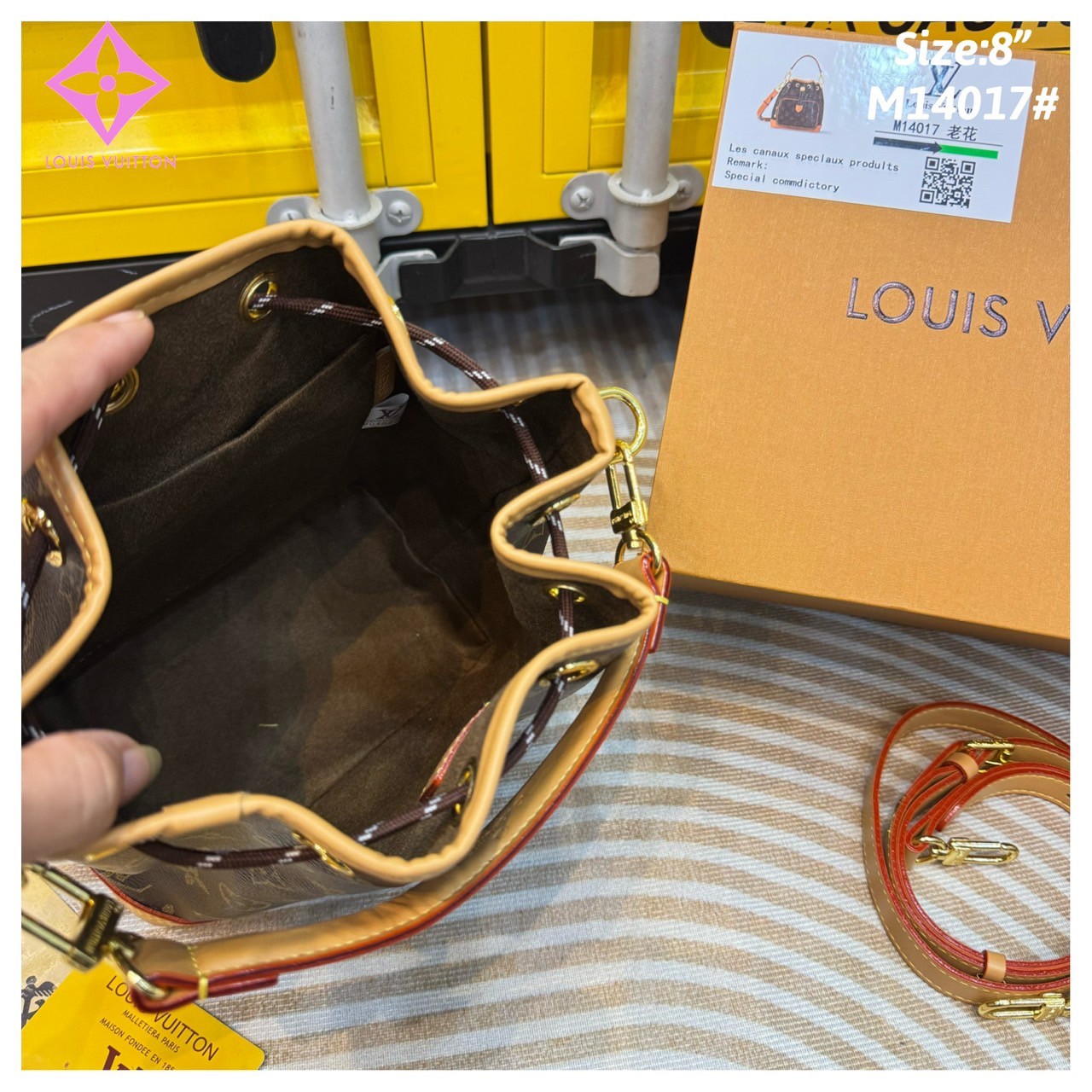 LV Noe Cargo bag / LV Bucket Bag กระเป๋าทรงบัคเก็ตใหม่ล่าสุด กระแสคาร์โก้มาแรงสุดๆ โดดเด่นเป็นเอกลักษณ์ด้วยลายพิมพ์โมโนแกรม รูดเปิด-ปิดปากกระเป๋าด้วยเชือกร้อยตกแต่งโลโก้อะไหล่ทองหรูหรา