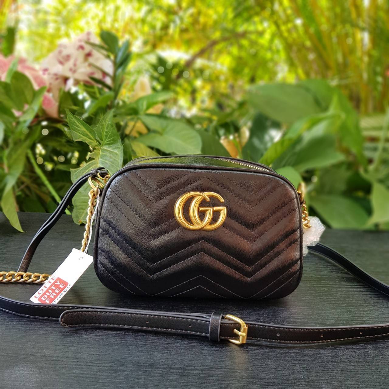GUCCI GG Marmont small matelassé shoulder bag กระเป๋าสะพายครอสบอดี้ คอลเลคชั่นสุดหรู ใช้งานง่าย เข้าได้กับทุกลุค
