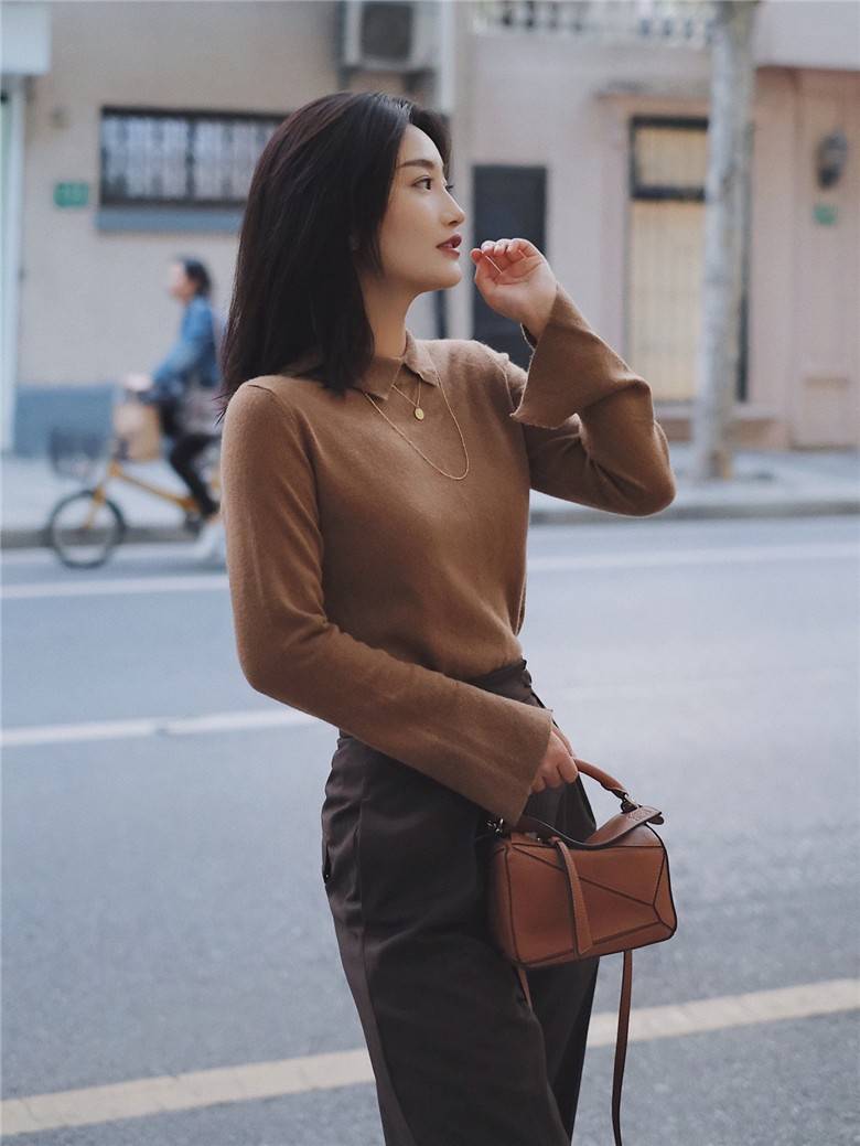 Loewe Puzzle bag กระเป๋าสะพายข้างทรงกล่อง มีให้เลือก 2 ไซส์ สุดยอดแบรนด์ที่ดีไซน์เป็นเอกลักษณ์ โดดเด่น สวยหรู สไตล์พัซเซิลคลาสสิค