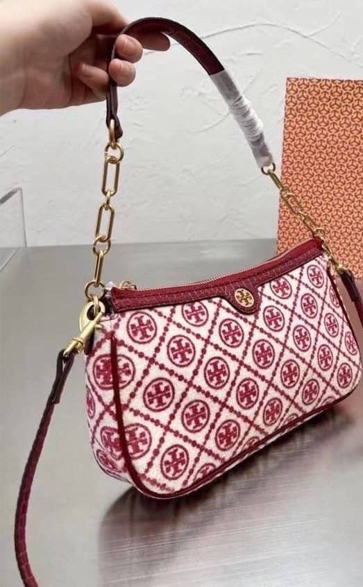 TORY BURCH T MONOGRAM JACQUARD SHOULDER BAG กระเป๋าสะพายข้าง Tory 😍😍 ใบเล็กซิปบน ลายT โมโนแกรม อะไหล่ทองมาใหม่ มาพร้อมสายสะพายยาว2 สาย งานจริงสวยทุกมุมงานปั้มแบรนด์ทุกจุด