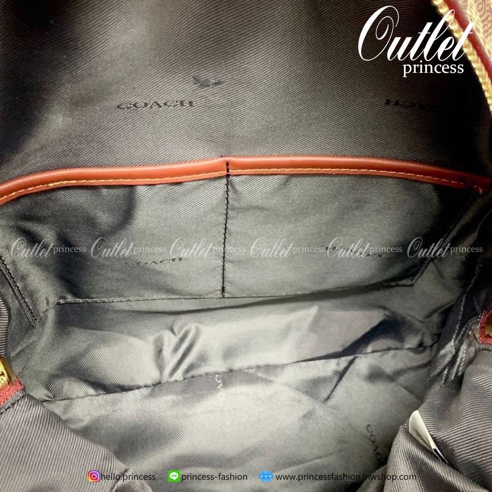 COACH LARGE SIGNATURE CAMPUS BACKPACK (32754) กระเป๋าสะพายหลังแบบมีหูหิ้ว หนังแท้อย่างดี หนังสมูทมากๆค่ะ พร้อมสีสุดคลาสสิค! ด้านหน้ามีช่องซิปขนาดกลางให้หนึ่งช่อง เปิดปิดช่องหลักแบบซิปคู่ ภายในกว้างมากๆค่ะ ใส่ได้เยอะทีเดียว มีช่องซิปและช่องเล็กใส่ของจุกจิก