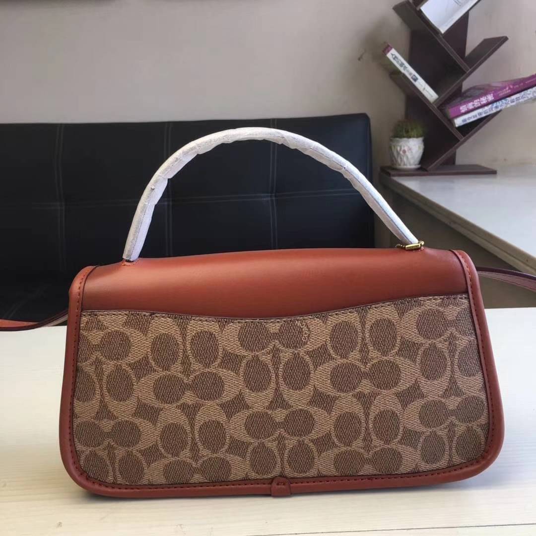 OUTTLET 】Auth Coach 1941 Turnlock Clutch Crossbody Bag พร้อมส่งที่ไทย