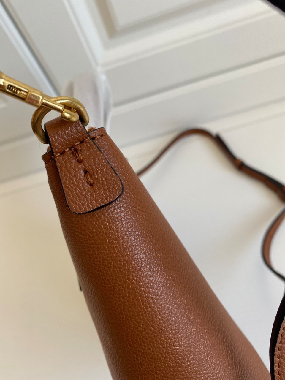 Tory Burch Mcgraw Colorblock Mini Top Zip Satchel กระเป๋าสะพายทรงสวย ใบขนาดเล็กกำลังดี *วัสดุหนังแท้ทั้งใบ หนังสวยมาก