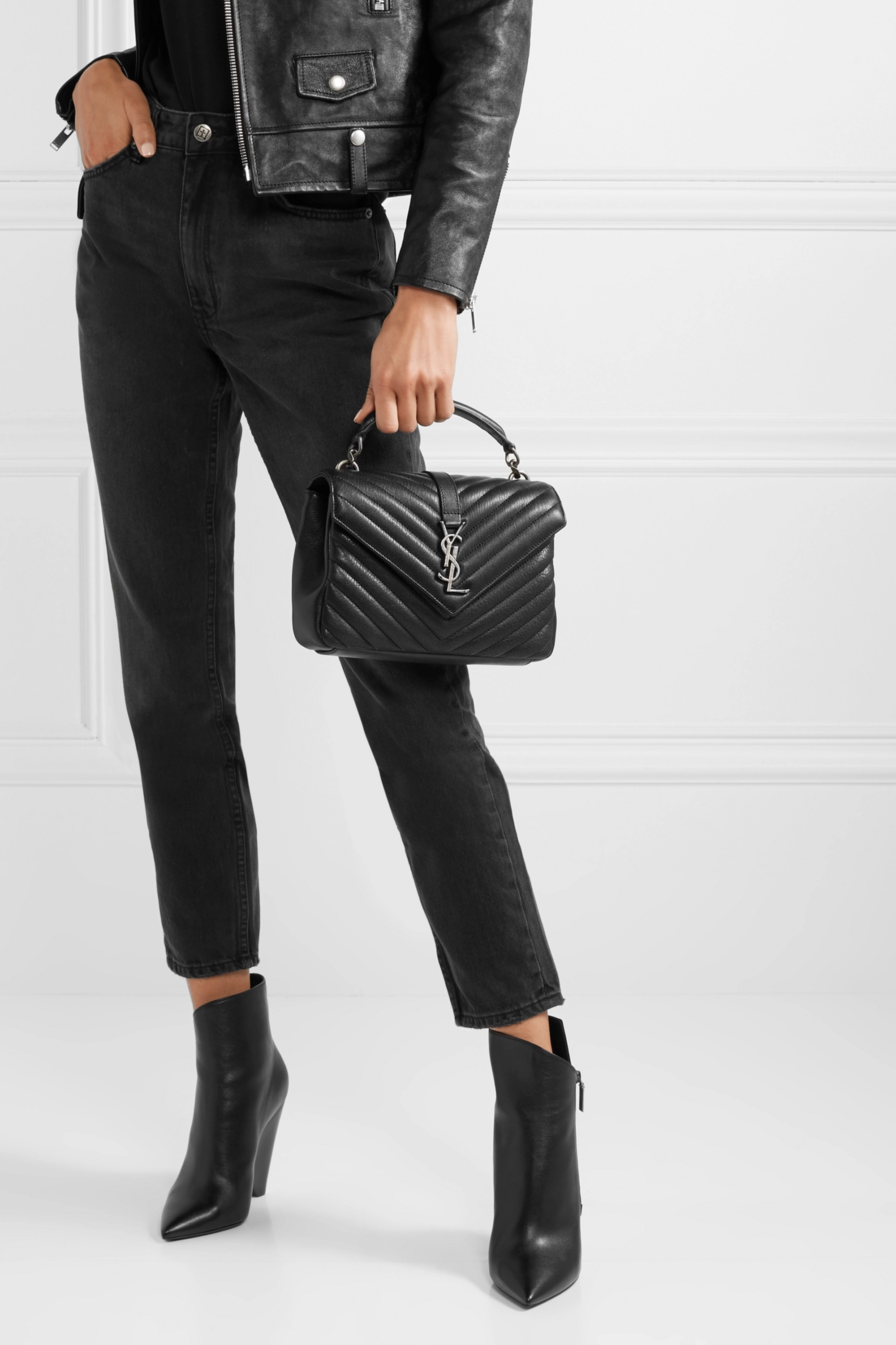 VIP 】YSL Saint Laurent Small College quilted leather shoulder bag กระเป๋าสะพายข้าง ลายเชฟรอน แต่งอะไหล่สีเงิน เปิดหน้าจะสะพายข้างหรือครอสบอดี้ก็ดูดีค่ะ ตัวสายยาวถอดได้ ขนาดน่ารักน่าใช้มากค่า