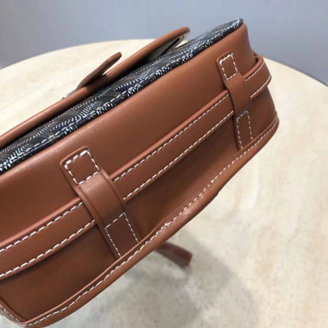 VIP GIFTbag 】หนังแท้ GOYARD Belvedere II PM Messenger Bag คอลเลคชั่นสุดฮิต ที่สาวๆห้ามพลาด!! กระเป๋าสะพาย ดีไซน์ยูนีคในลวดลายเอกลักษณ์ ใช้ได้ในทุกโอกาส สาวๆต้องเลิฟใบนี้แน่นอนรับประกันจ้า