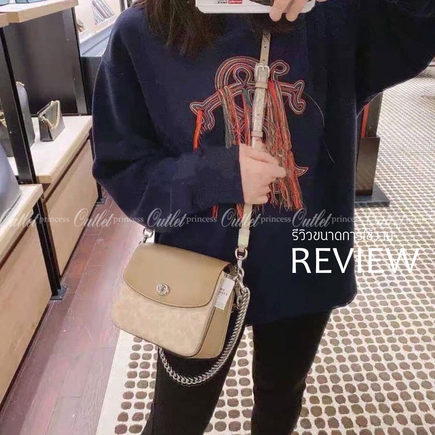 COACH 68349 CASSIE CROSSBODY IN SIGNATURE CANVAS เรียบหรู ดูดี ก็ต้องไอเท็มนี้ไม่อยากให้พลาด!! พาสเทลละมุนมากๆ สะพายแล้วดูแพงมากๆ สวยเลิศ กระเป๋าถือ/สะพายข้าง วัสดุหนังแคนวาสสลับหนังแท้ เปิด-ปิดด้วยตัวบิดล็อคแน่นหนา ภายในแบ่งสัดส่วนอย่างดี ใส่ของได้ครบสบา