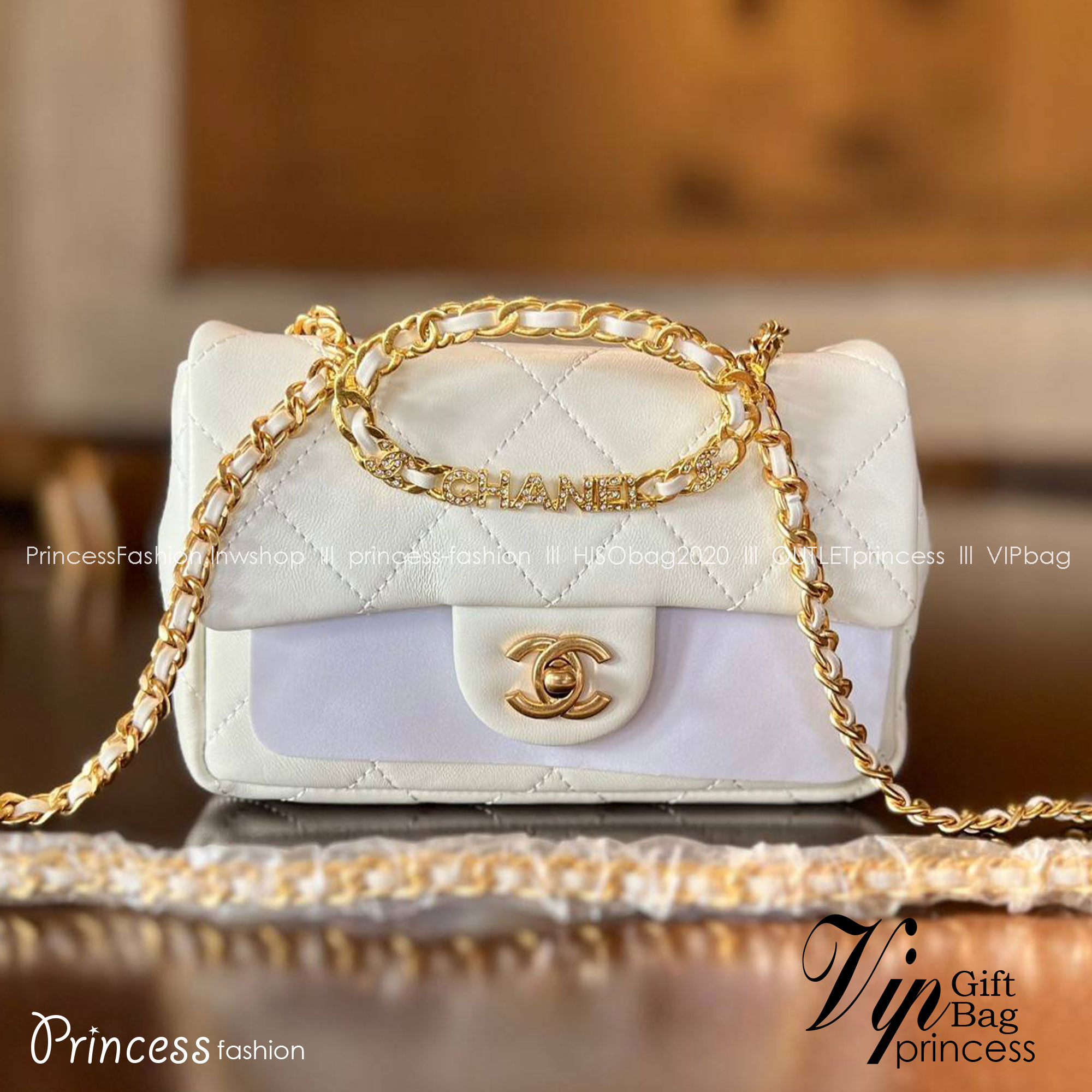 Chanel Small Flap Bag with Top Handle 8" /CHANEL CHAIN SHOULDER BAG กระเป๋าสะพายได้และหิ้วได้ หนังสวย เรียบ สัมผัสนุ่มมือ น่าใช้มากๆ