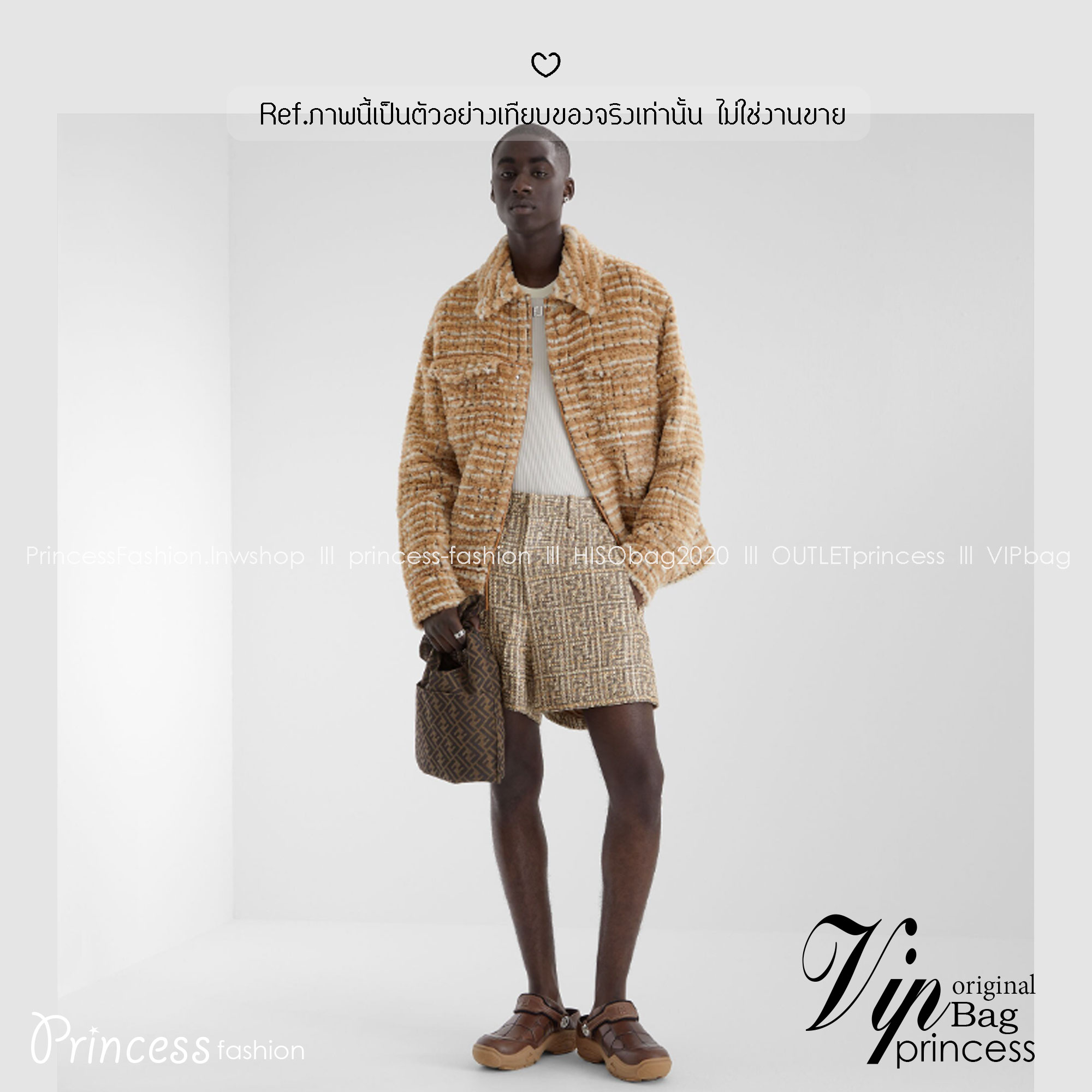 FENDI Shopper Brown FF jacquard bag กระเป๋าทรงช็อปเปอร์ลายโมโนแกรม ดีไซน์ไม่ซ้ำใคร จุของได้สบายๆ ภายในโล่งกว้าง ใส่ของจำเป็นได้ครบ เหมาะมากกับ short vacation ในวันสบายๆ ชิลๆ ราคาน่ารักสุดคุ้ม ห้ามพลาดเลยน้า!!