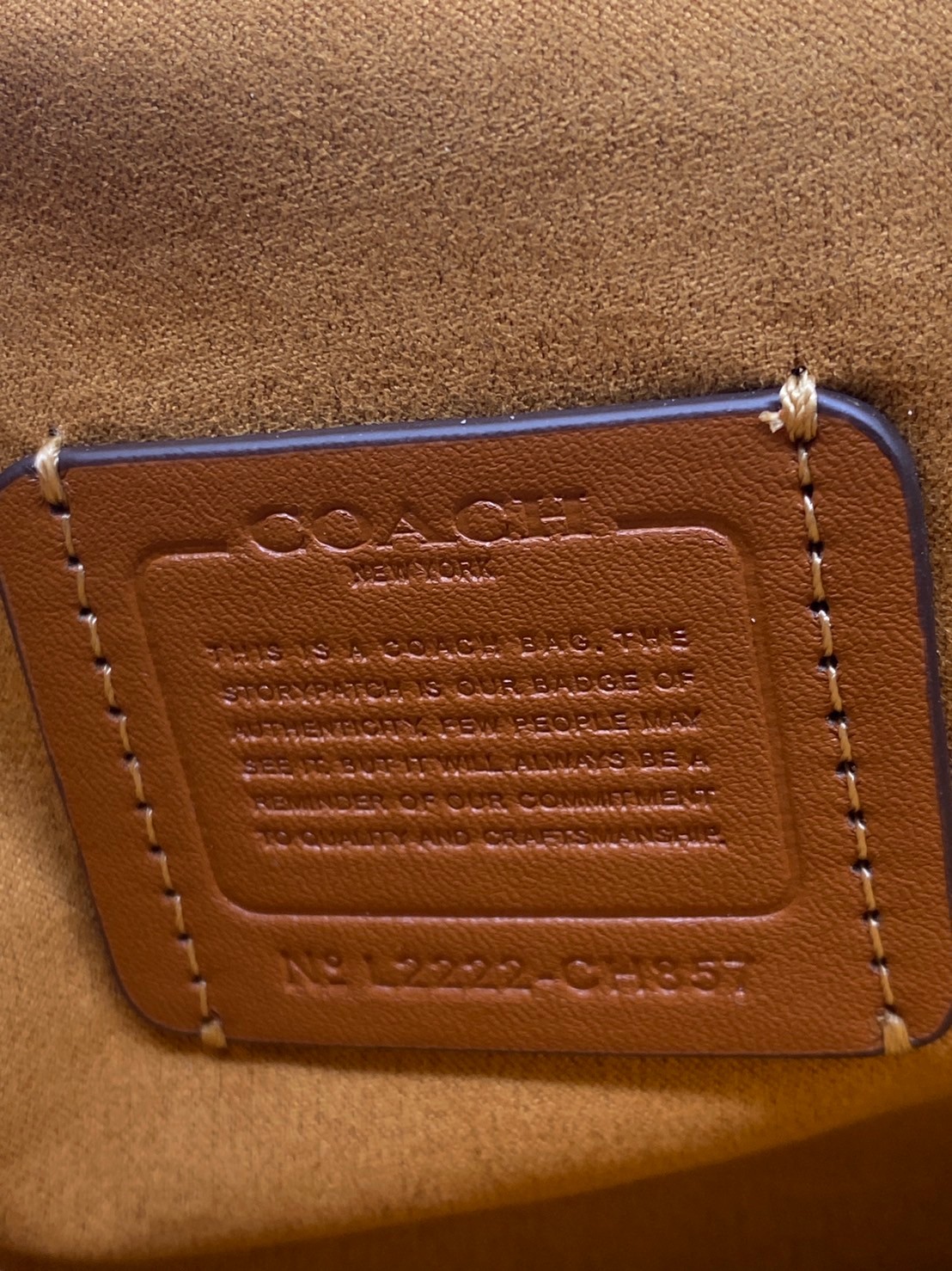 COACH TABBY CROSSBODY WRISTLET 26cm สีใหม่ล่าสุด ต้อนรับสงกรานต์นี้ รุ่นนี้ต้องเข้าแล้ว พกพาได้ตลอดวันเลย