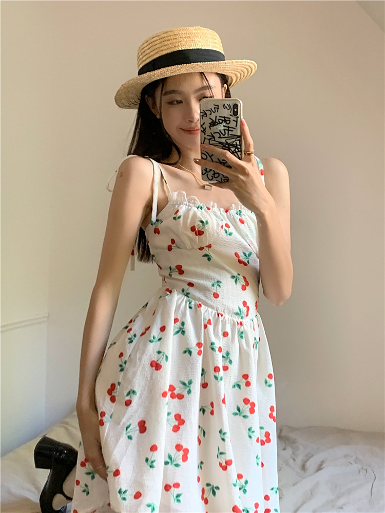 พร้อมส่ง 🥂♥︎ Cherry red dress เดรสสั้นสายเดี่ยวแต่งลายเชอรี่น่ารักมาก (IN38416)