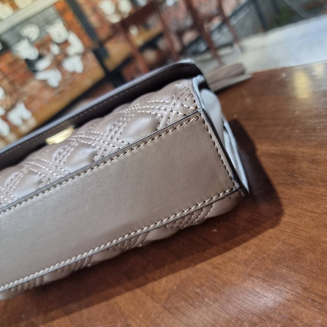 OUTLET 】TORY BURCH FLEMING SMALL CONVERTIBLE SHOULDER BAG แรร์ไอเท็ม สีมาใหม่ นิวซีซั่น สวยหรู ดูผู้ดีสุด