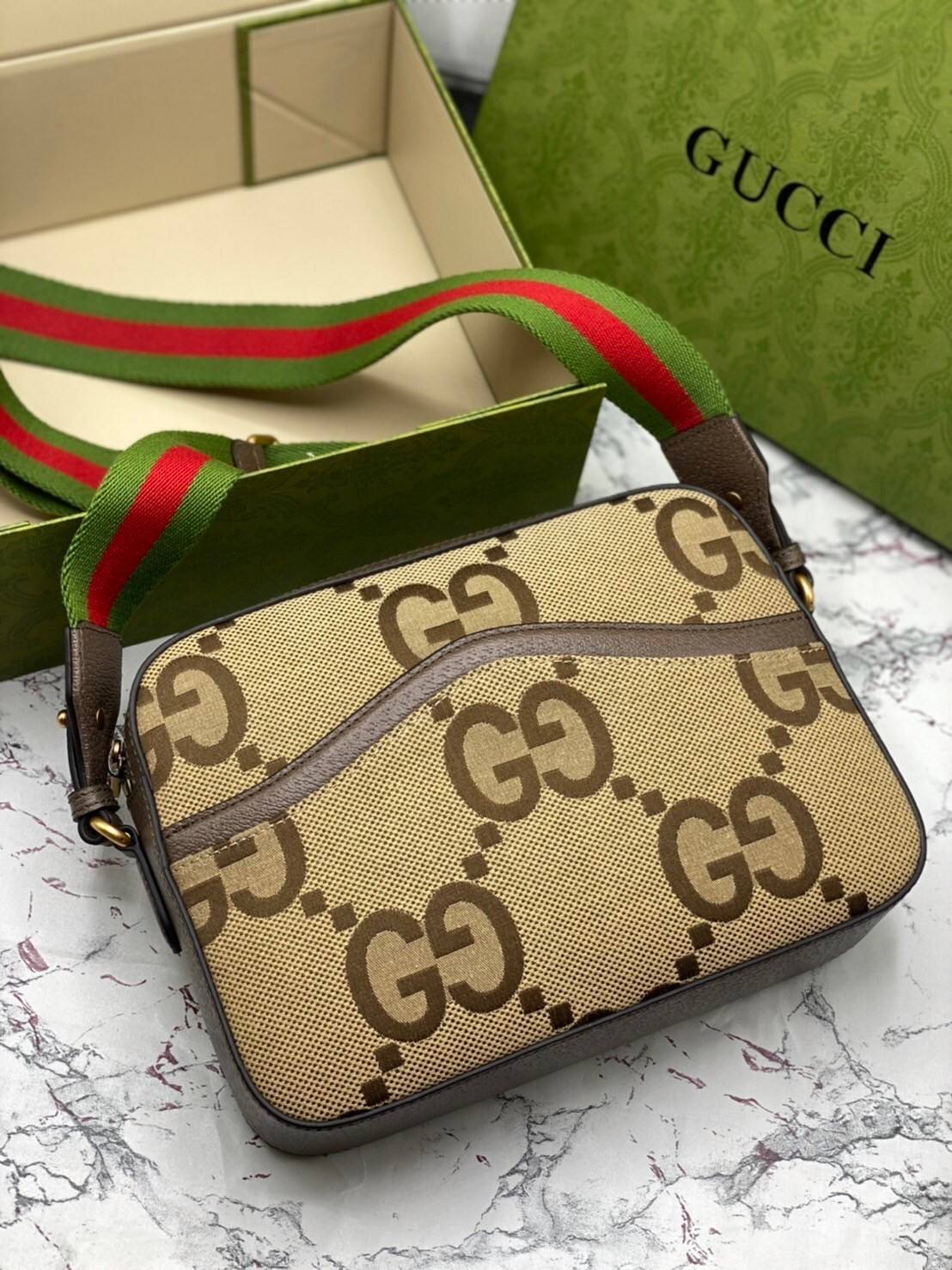 หนังแท้ 】GUCCI jumbo GG shoulder bag 26cm พร้อมส่งที่ไทย เกรดออริจินอล ลายใหม่ Jumbo Double G ครอสบอดี้หรือสะพายไหล่ก็ได้ทุกลุค ภาพสินค้าถ่ายจากงานขายจริง ใช้งานต่างประเทศได้
