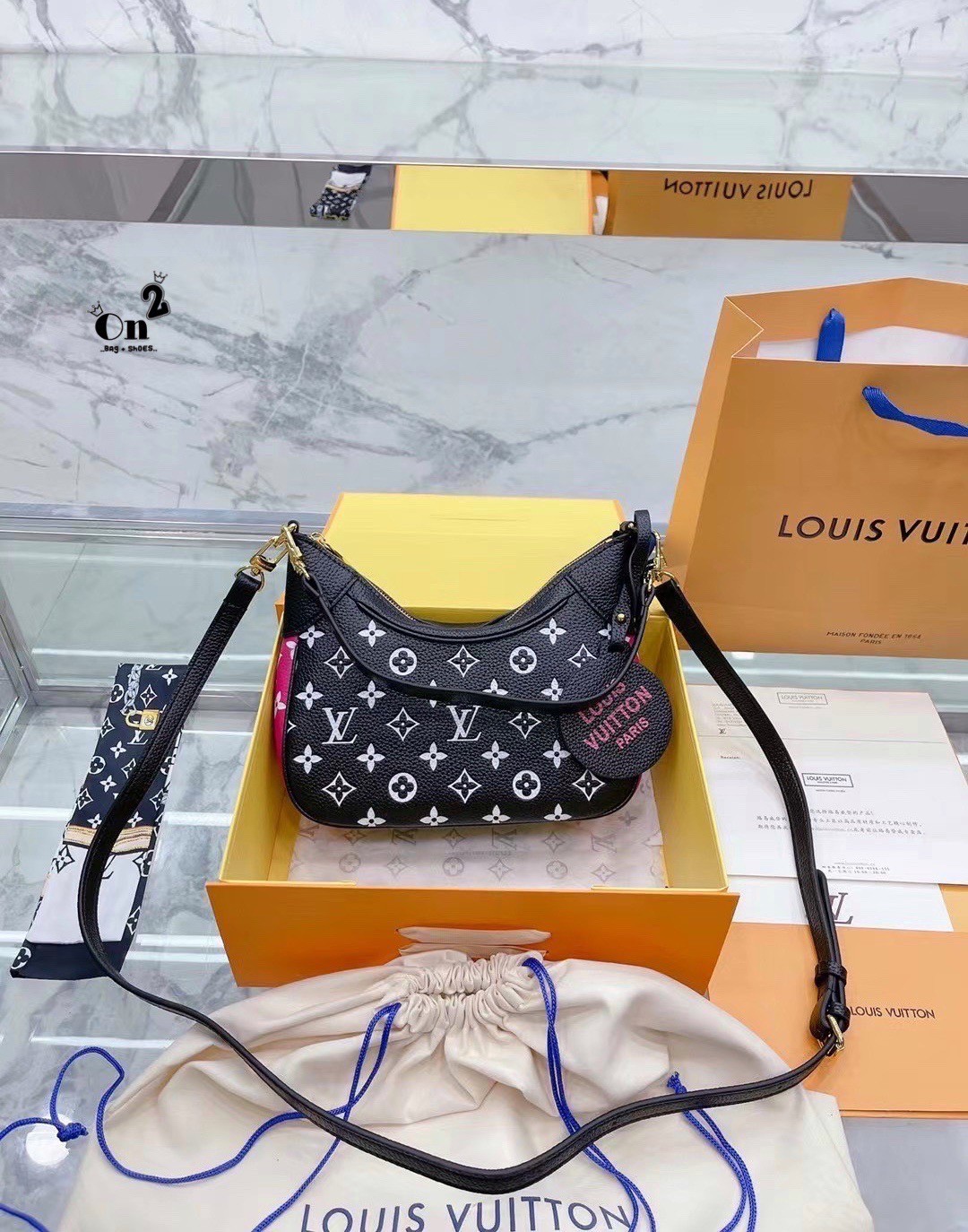 LV Replica Bagatelle BB Leather Hobo Bag / LV Bagatelle BB bag กระเป๋าสะพายสุดหรู มาใหม่ชนช้อปค่า ใบเล็กซิปบน หนังลายโมโนแกรม งานสวยเป๊ะที่สุดเป๊ะทุกมุม ปั้มทุกจุด ใช้ได้ Everyday Look เลยค่า ดีไซน์ทรงคลาสสิค มาพร้อมสายสะพายยาวงานจริงสวยทุกมุมเป๊ะปังมากค่