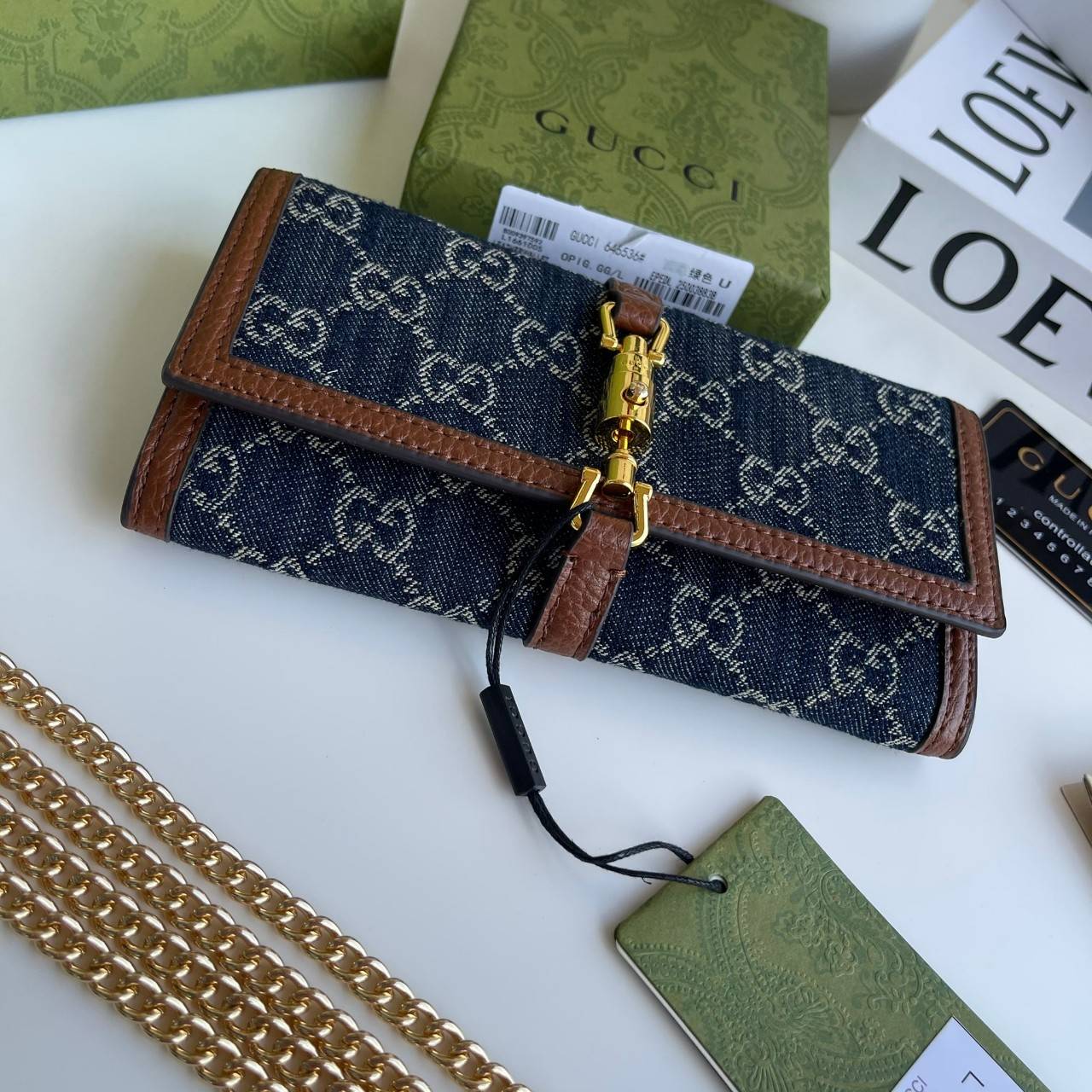 พรีเมี่ยมกิ๊ฟแท้ 100% 】GUCCI Jackie 1961 chain wallet กระเป๋าสตางค์ใบยาวพร้อมโซ่ทอง แบบใหม่สวยหรูมากค่ะ