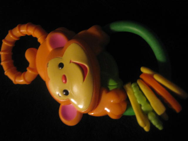 Fisher Price Monkey Teether Rattle ของเล่นเสริมพัฒนาการมือสอง